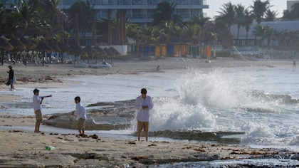 Huracán Beryl se desvía: Yucatán activa alerta amarilla, cancela clases y advierte a estos municipios por lluvias intensas