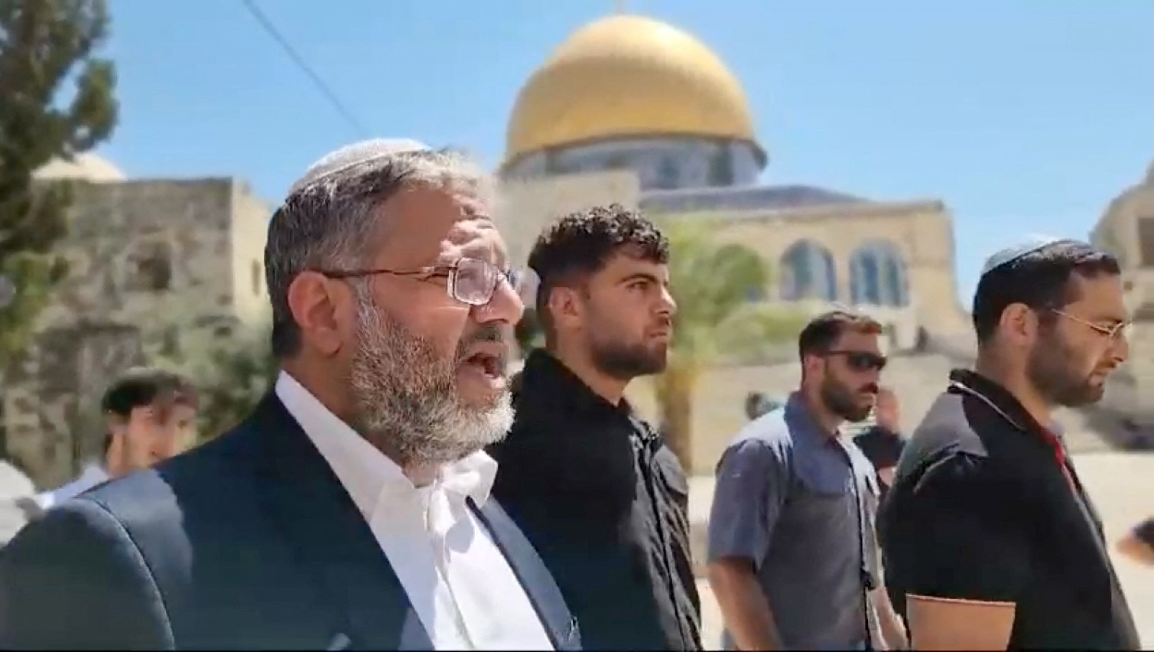 En uno de esos grupos estuvo presente el ministro israelí de Seguridad Nacional, el ultraderechista y colono Itamar Ben Gvir (Temple Mount Administration/Handout via REUTERS)