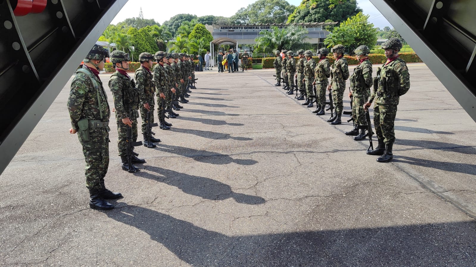 Con honores, cada uno de los militares fue llevado a su ciudad natal - crédito Ejército de Colombia