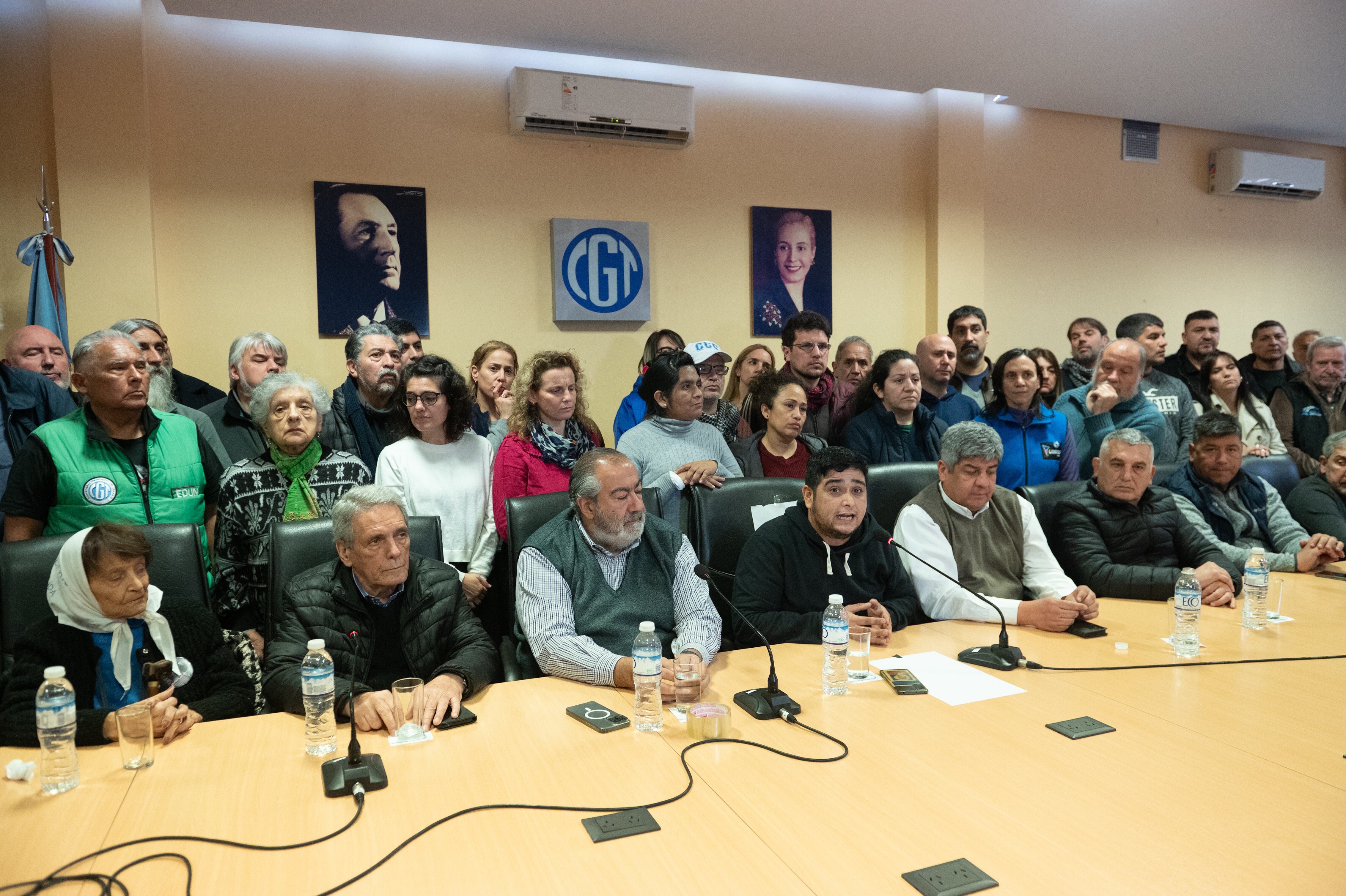 Conferencia de prensa de la CGT