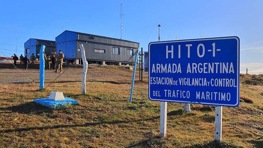 HITO 1 Armada. Chile Argentina. paneles solares