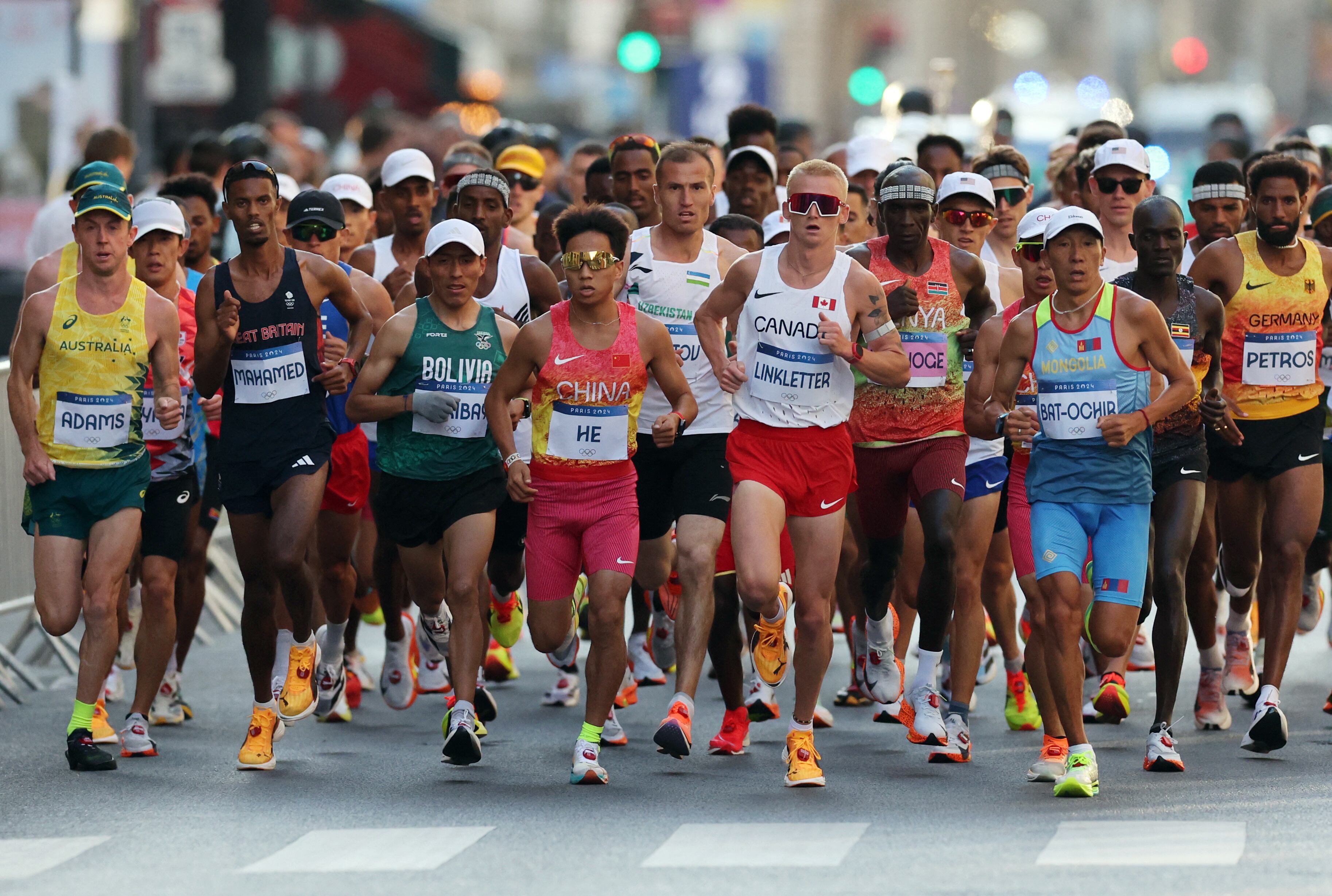 Maratón de hombres en los Juegos Olímpicos de París 2024. (REUTERS/Lisa Leutner)