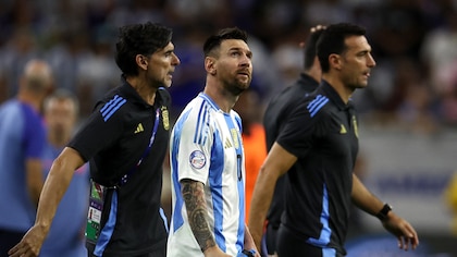 El saludo especial a su familia, la participación en la jugada del gol y el penal que picó y falló: el partido de Messi ante Ecuador