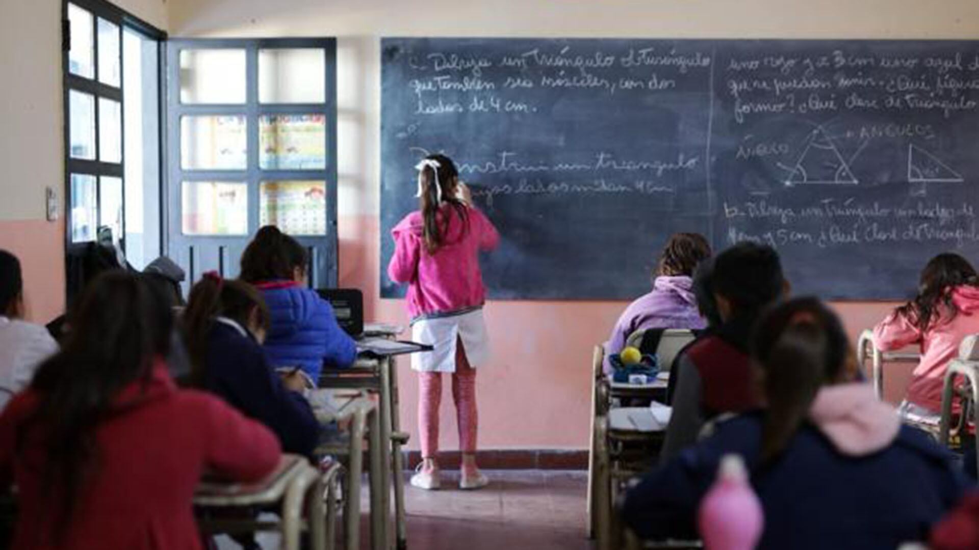 Escuela educacion secundaria alumnos Argentina