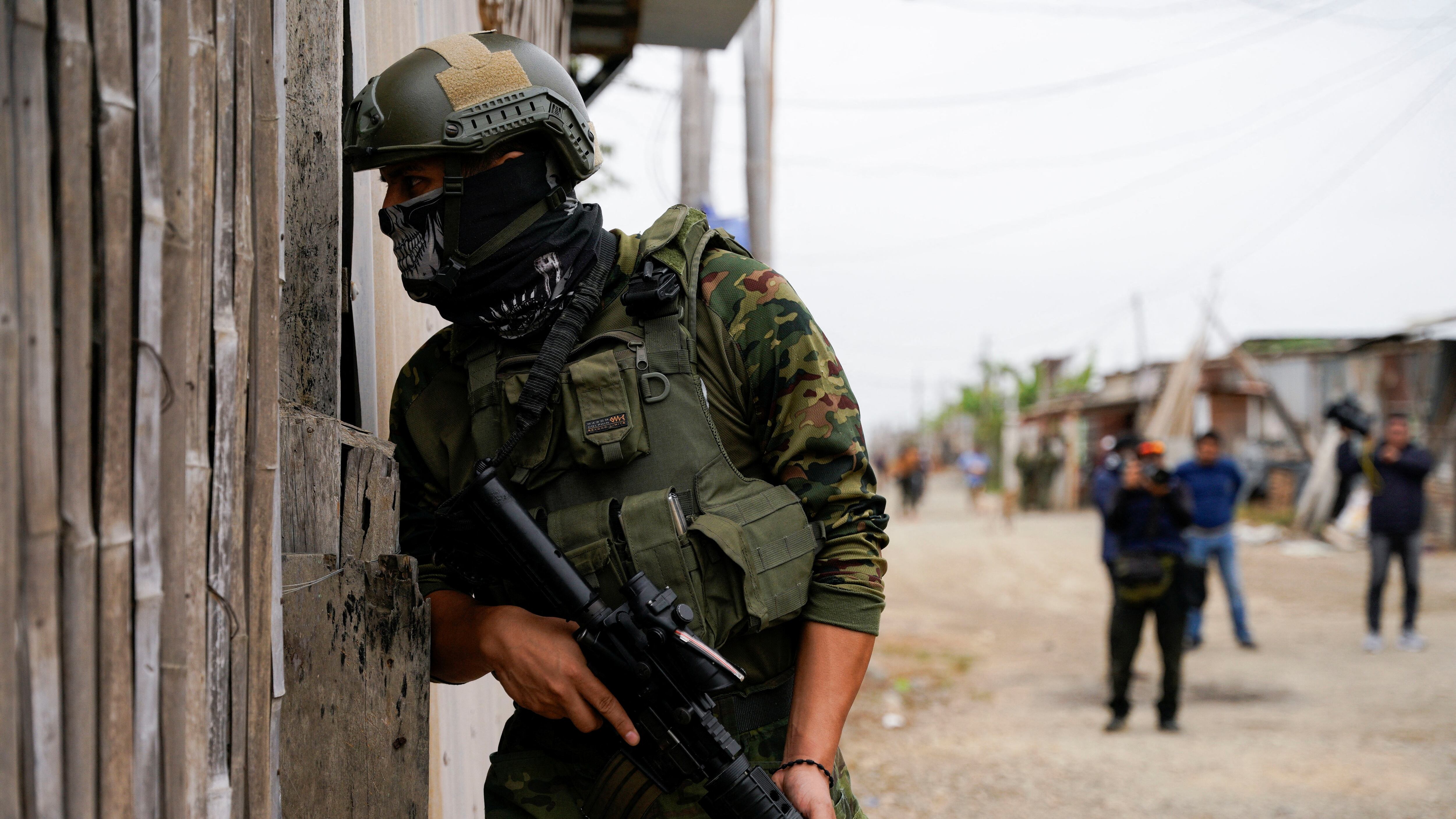 Ecuador: seis muertos y cuatro heridos en un ataque de bandas criminales en el área metropolitana de Guayaquil (REUTERS/Santiago Arcos)