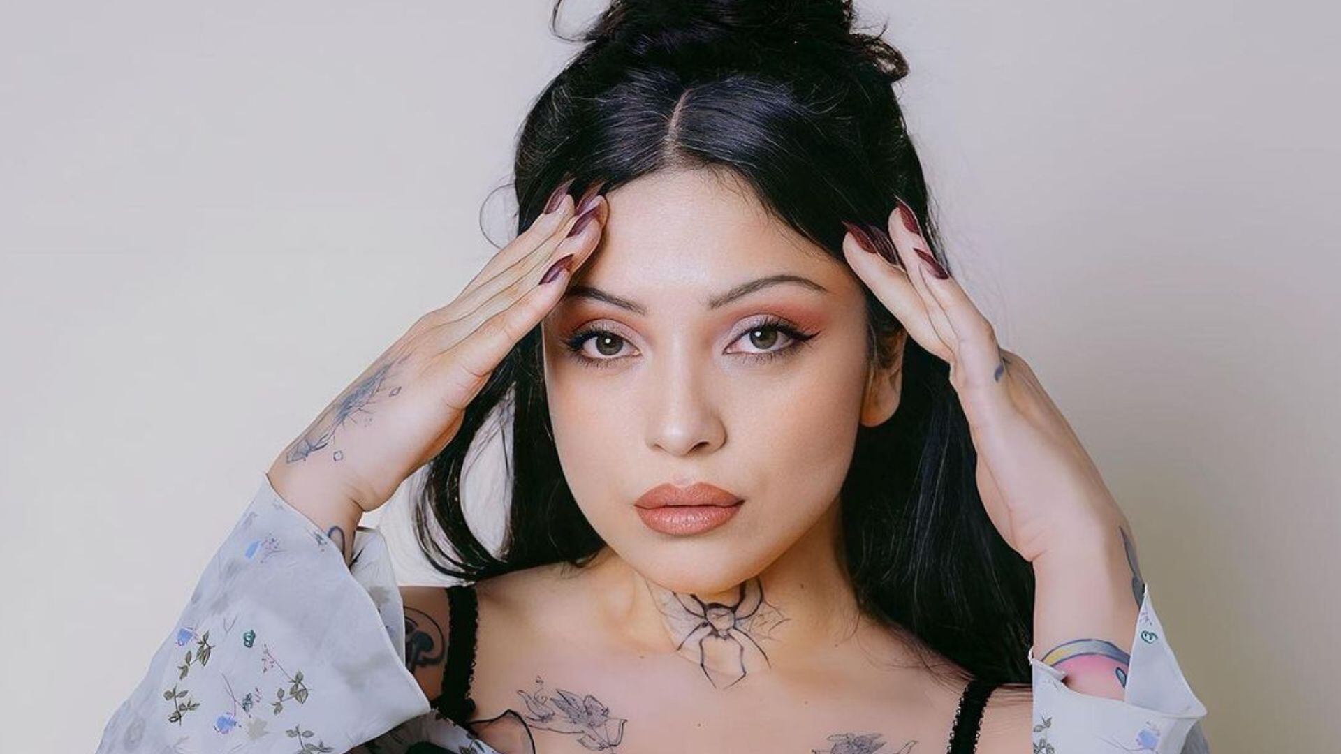 Mon Laferte se nacionalizó mexicana 
 Instagram.