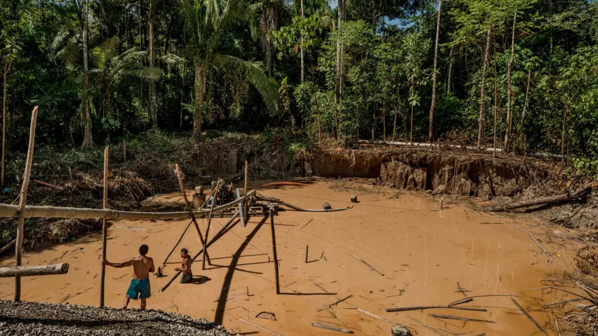 Minería ilegal en la Amazonía peruana.