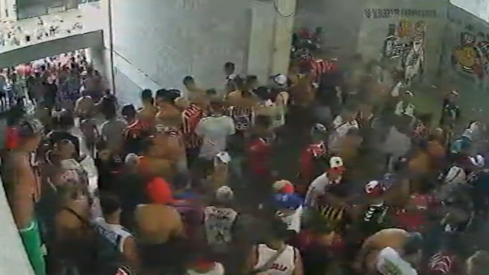 Un muerto en la tribuna de Chacarita