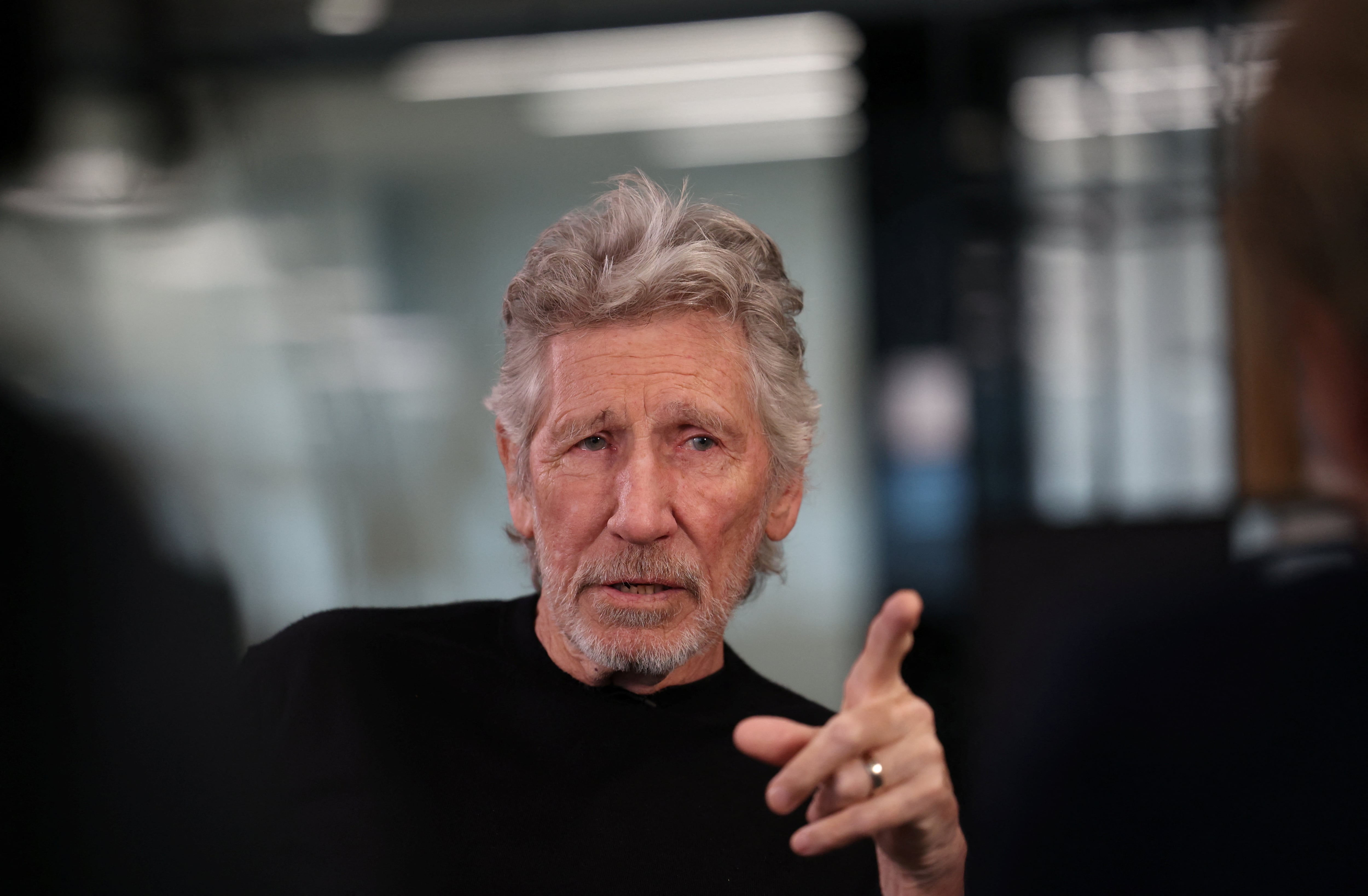 El nuevo acuerdo con Sony excluye los derechos sobre las letras de las canciones de Pink Floyd, permitiendo a la banda mantener el control sobre las composiciones de Roger Waters (REUTERS/Suzanne Plunkett)