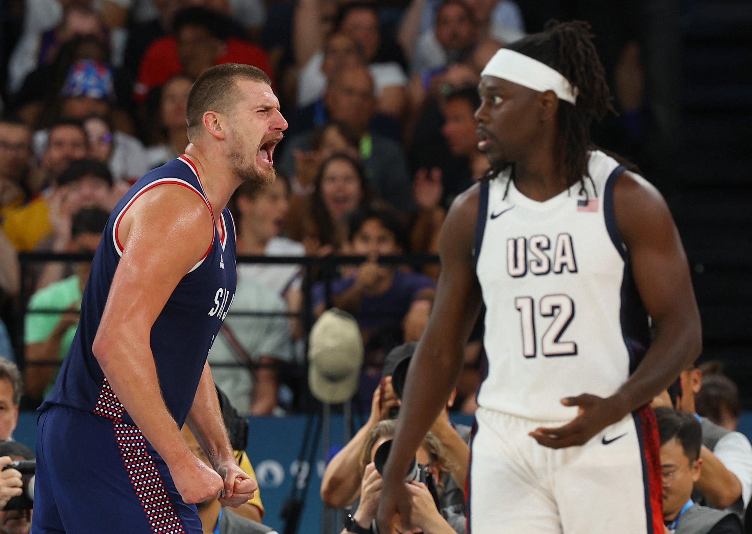 Nikola Jokic fue la figura de Serbia ante Estados Unidos, pero no alcanzó para superar al Dream Team en París 2024 (REUTERS/Brian Snyder)