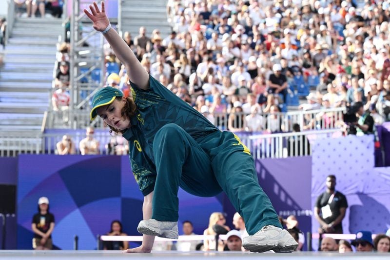 Rachael Gunn se viralizó tras su debut olímpico con movimientos únicos como el "salto del canguro". (Angelika Warmuth/REUTERS)
