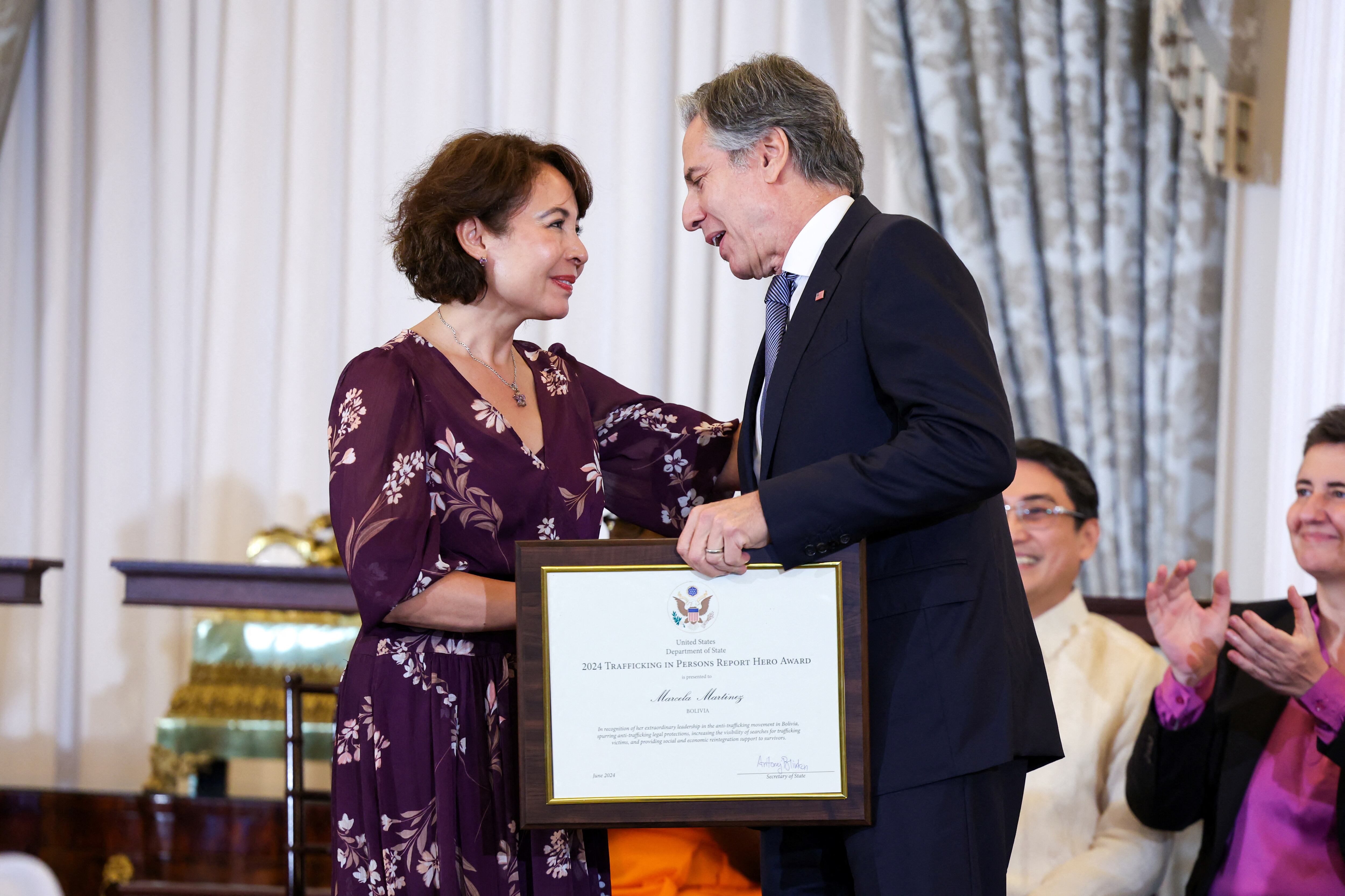 Marcela Martínez agradece a Blinken por el galardón (REUTERS/Amanda Andrade-Rhoades)