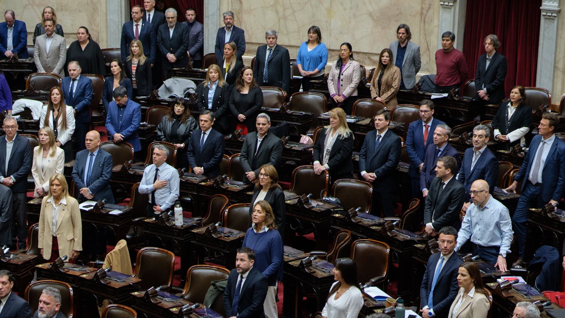 Guillermo Francos expone en el Congreso