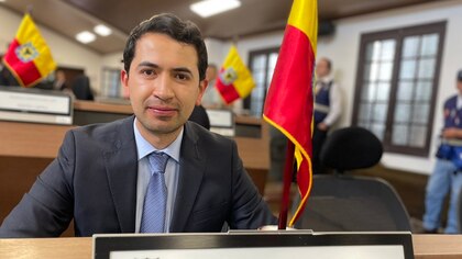 Daniel Briceño responde a críticas: “No solo controlo a Petro, aquí mi rendición de cuentas” tras 6 meses en el Concejo de Bogotá”     
