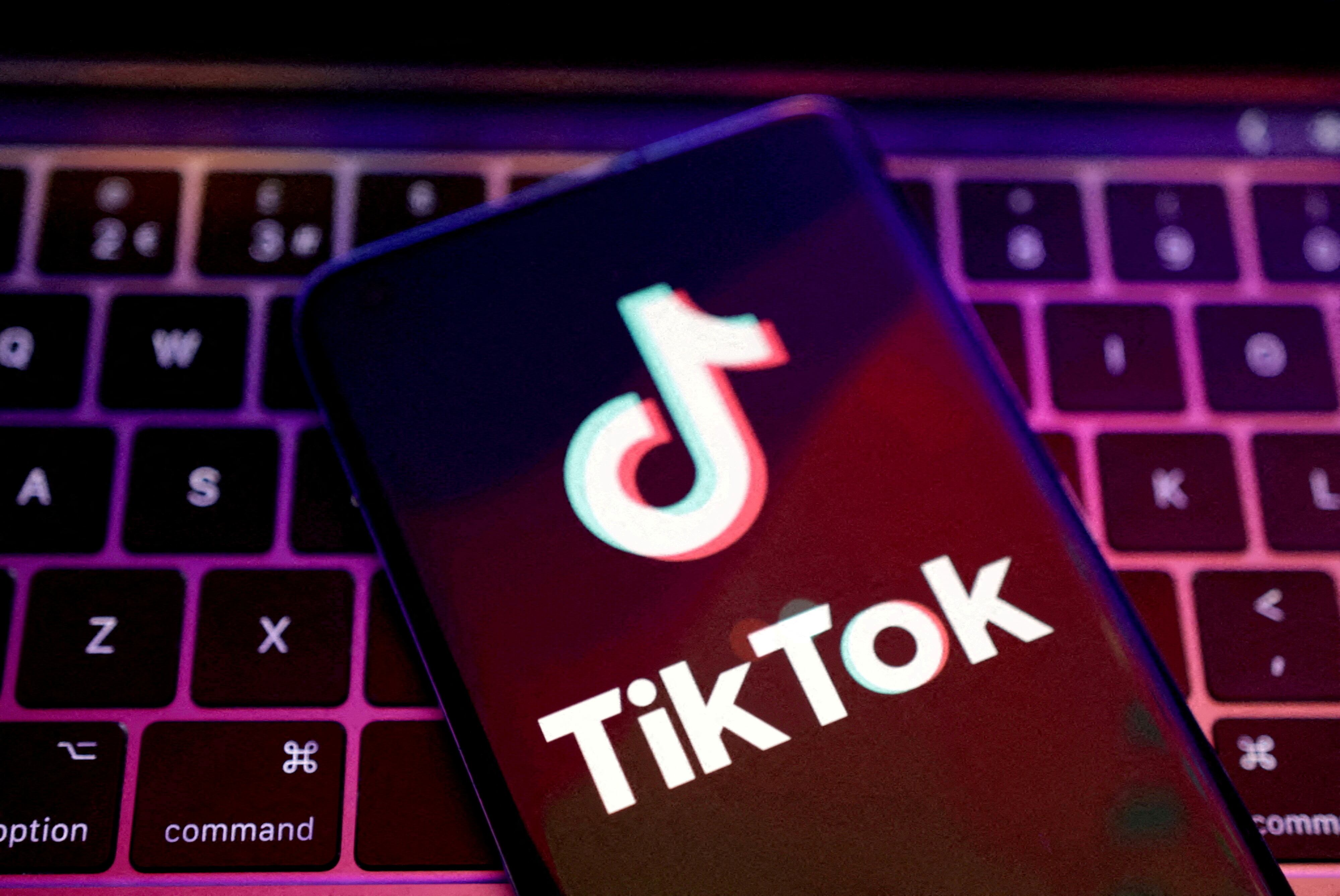 Redes sociales como TikTok son vulnerables a ofertas fraudulentas. (Foto: REUTERS/Dado Ruvic/Illustration)