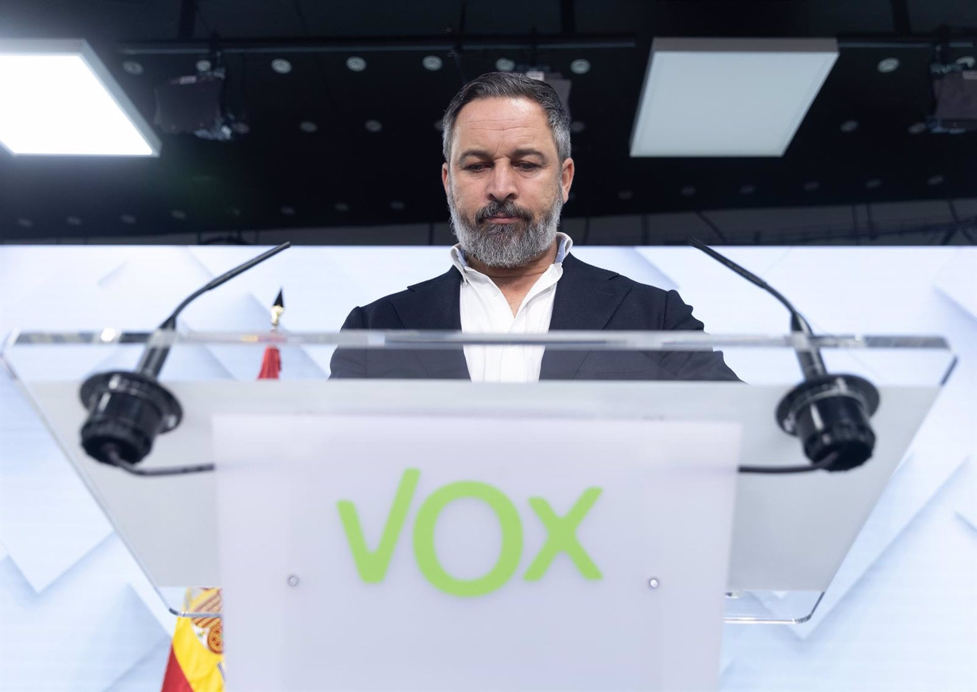 Vox medirá los pactos con el PP en los ayuntamientos con mociones contra la acogida de migrantes y no descarta romper