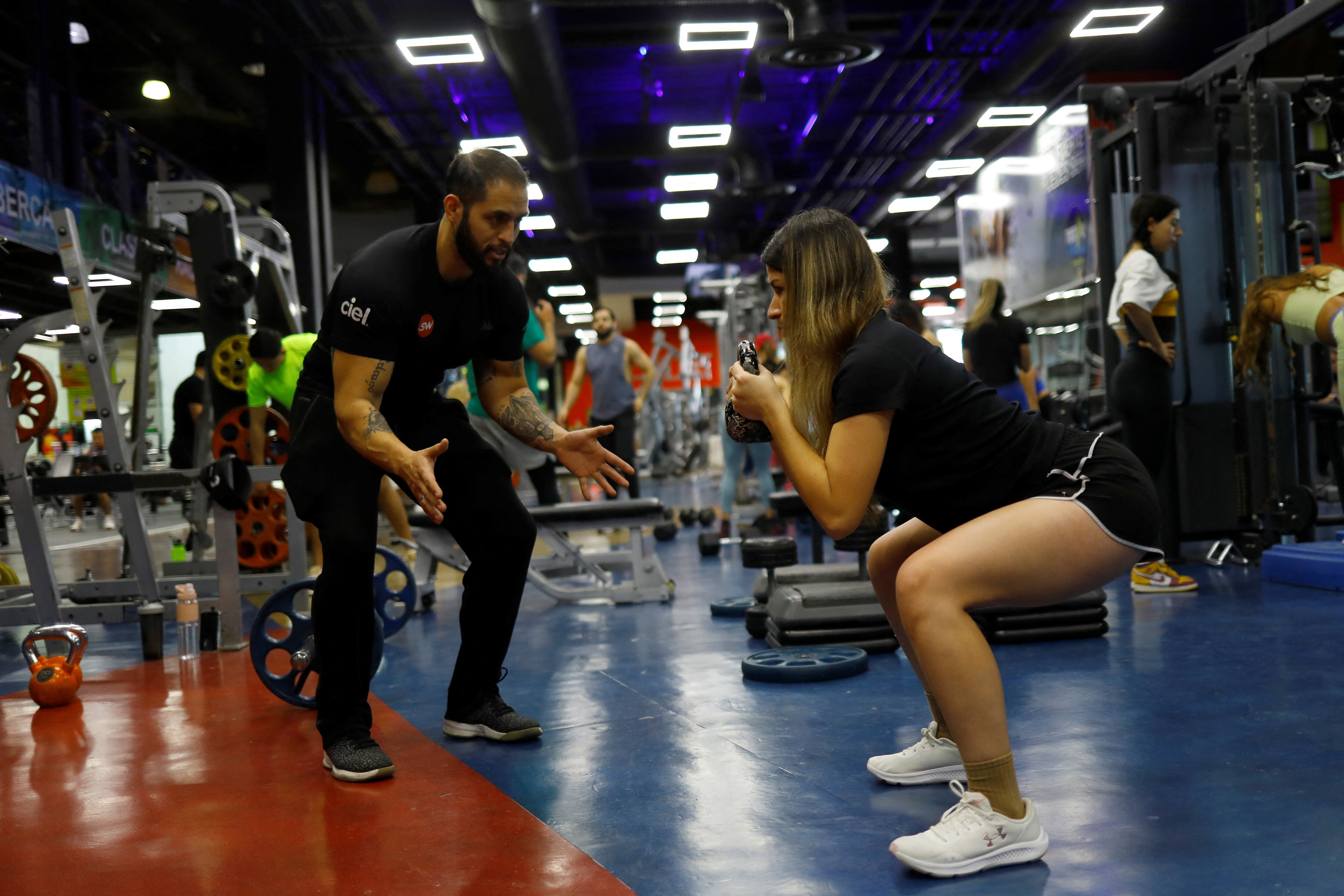 Negocio de entrenamiento o venta de productos fitness. (REUTERS/Jose Luis Gonzalez)