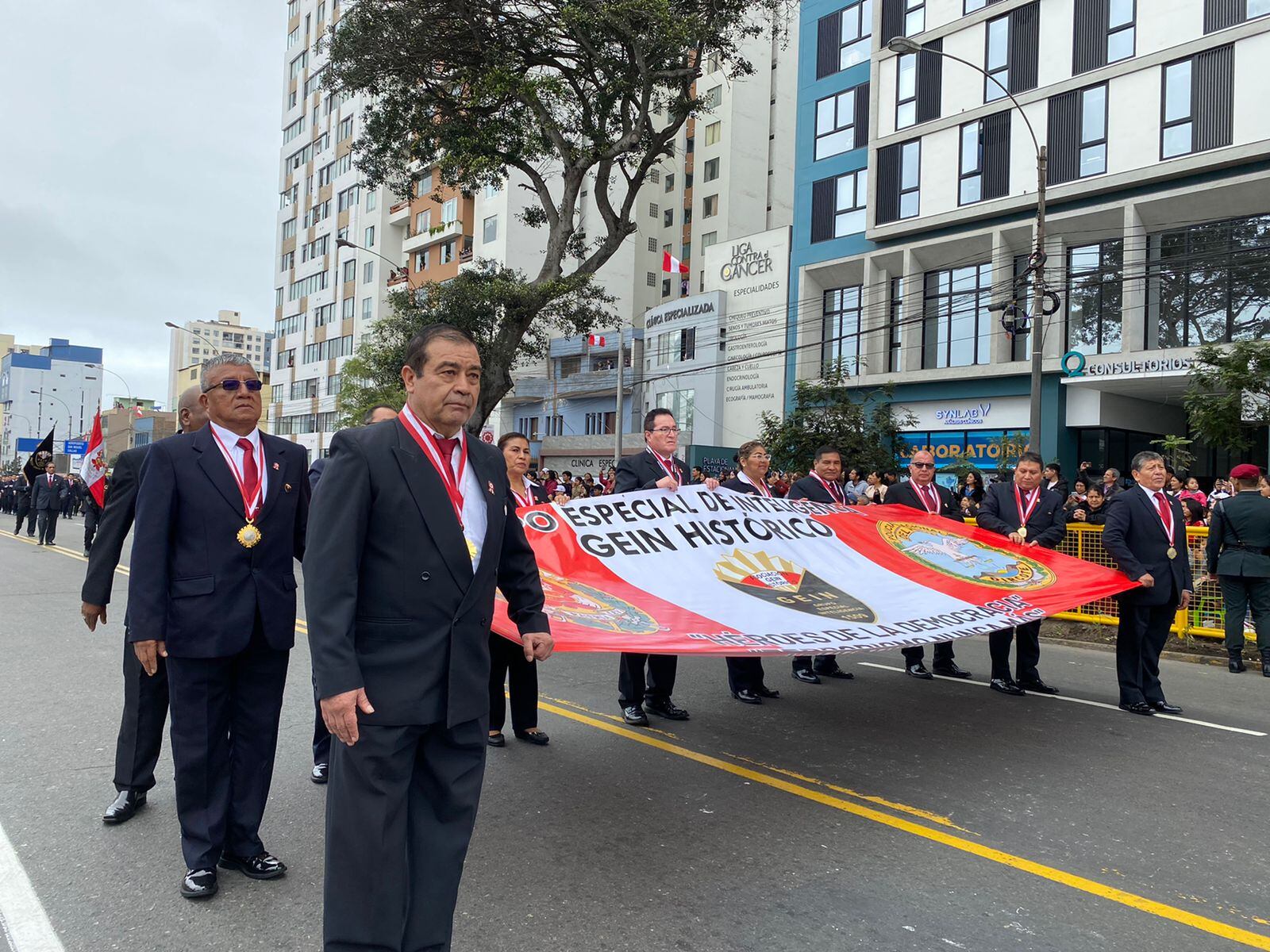 Gran desfile y Parada Militar en Perú por Fiestas Patrias | Infobae Perú / Clara Giraldo - Ricardo Mc Cubbin