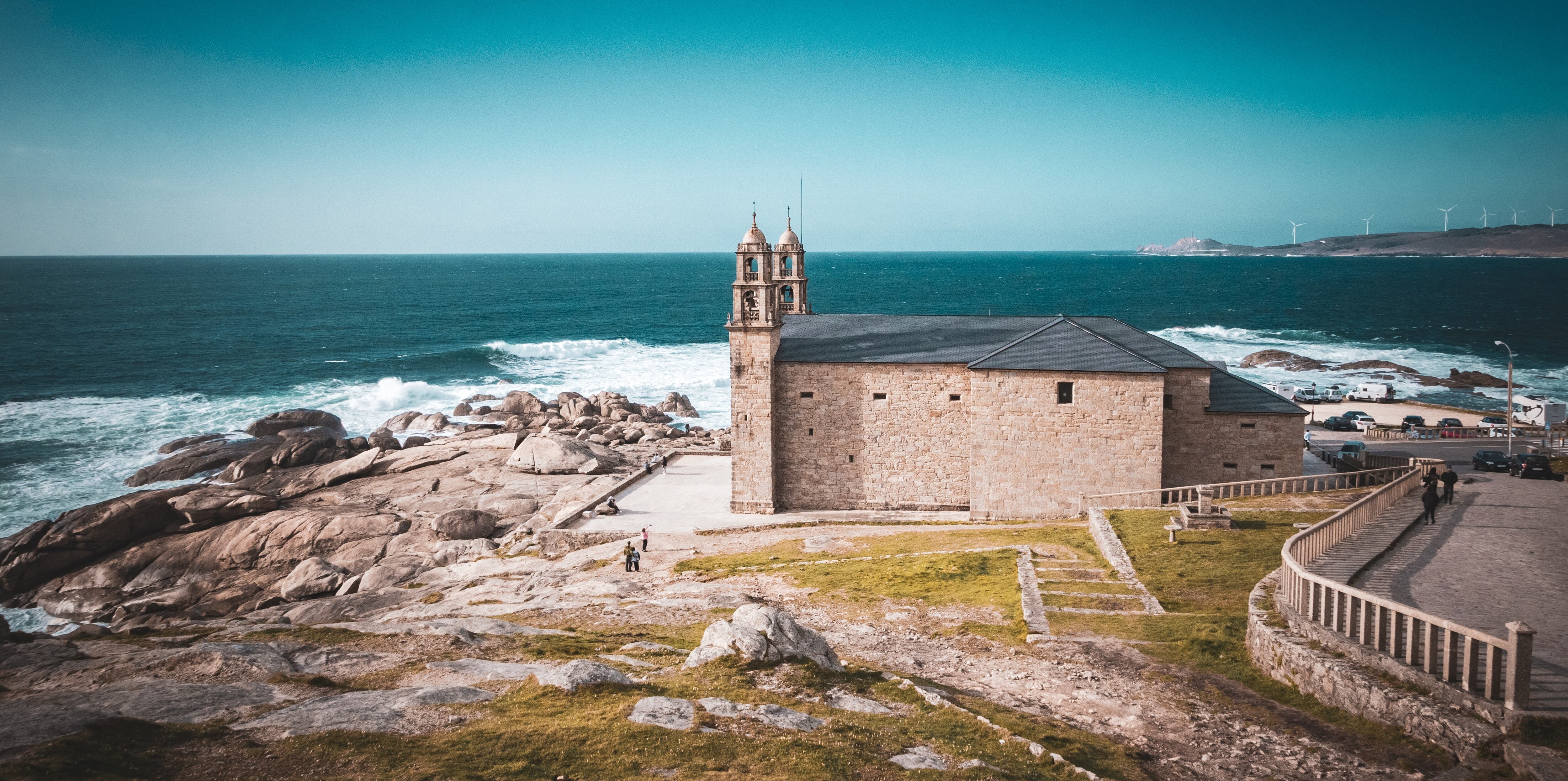 Santuario da Virxe da Barca (Shutterstock)