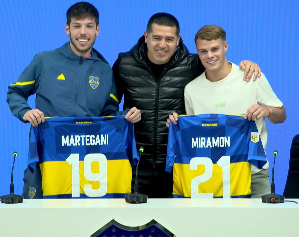 Agustín Martegani, Juan Román Riquelme e Ignacio Marimón (captura de TV)