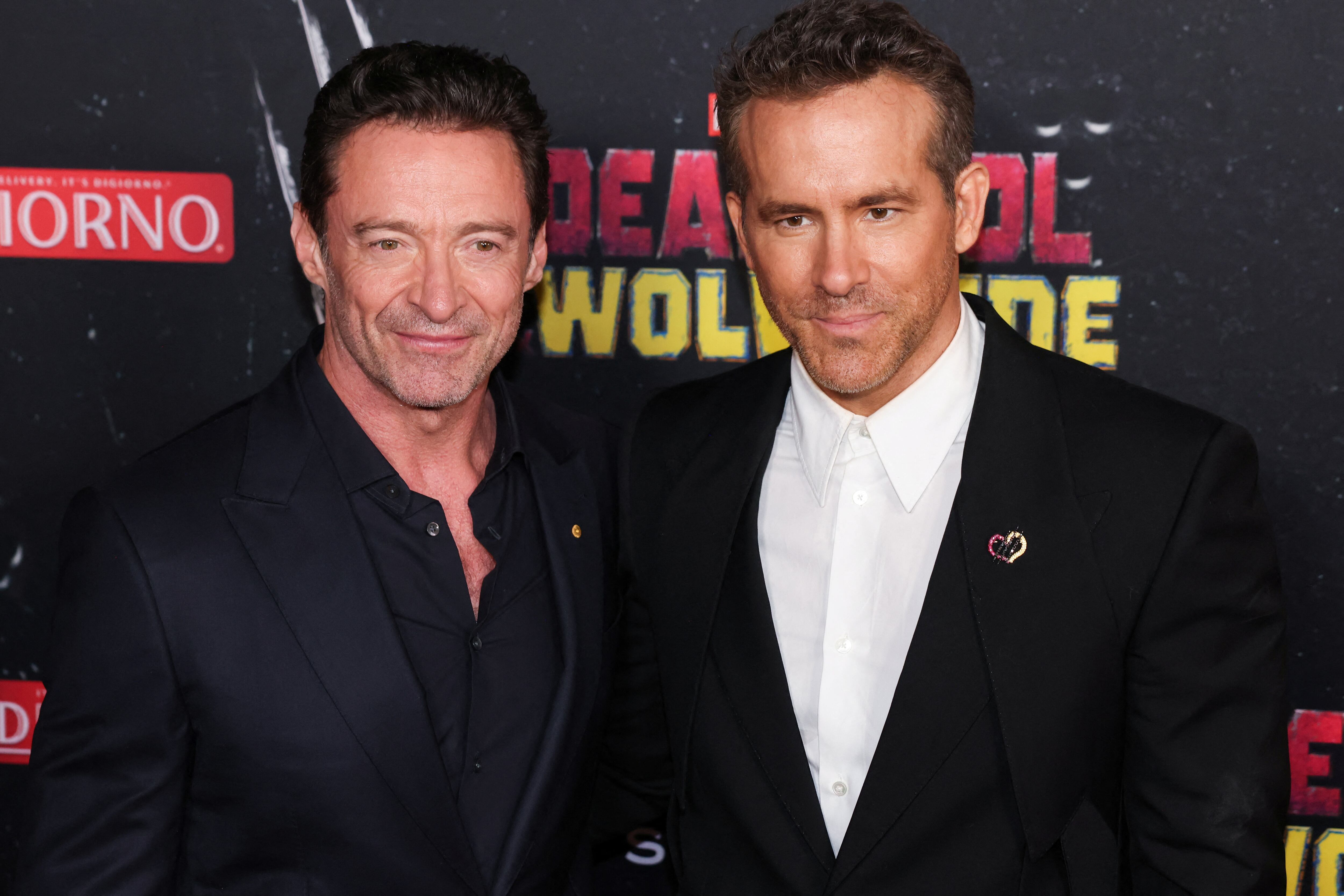 Hugh Jackman recordó a Reynolds que estaba conectado a un polígrafo, lo que llevó a la confesión del actor sobre la filtración (REUTERS/Caitlin Ochs)