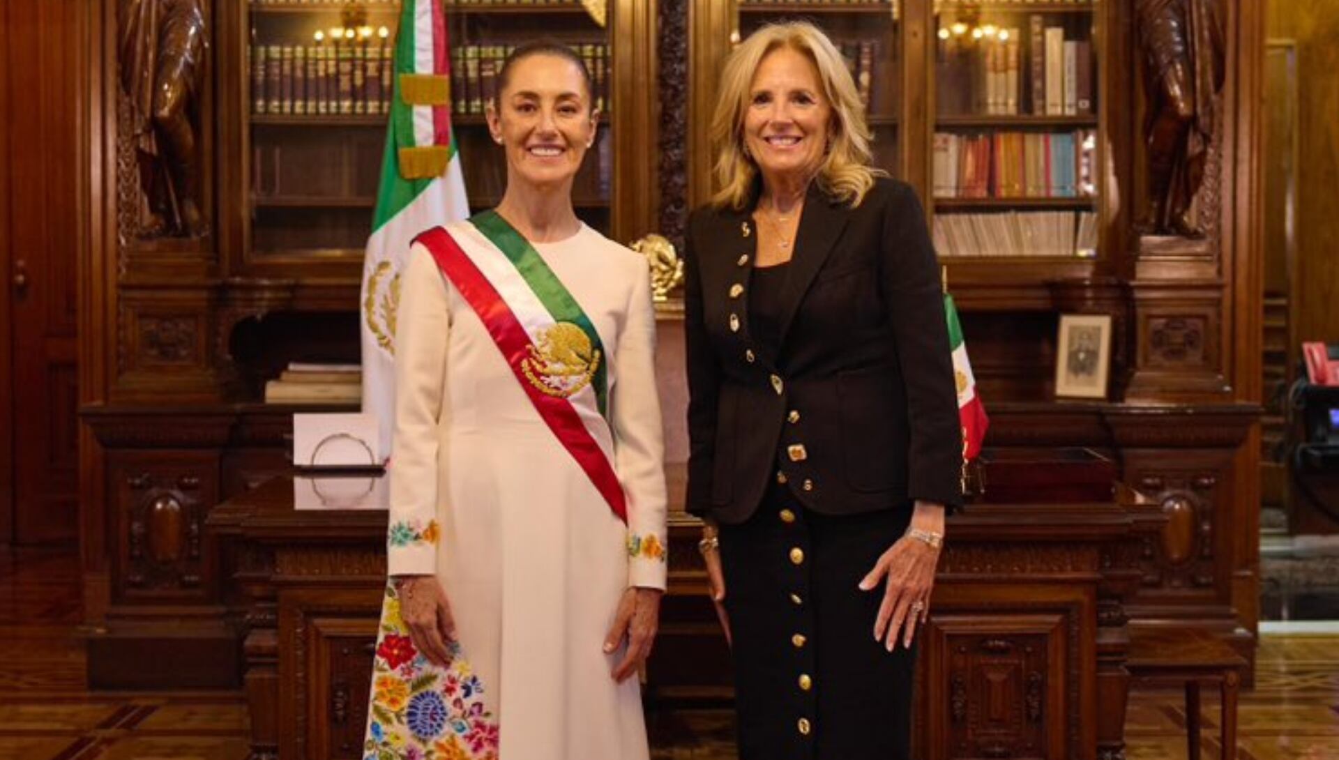 Jill Biden visitó México para presenciar el momento en que Claudia Sheinbaum asumió la Presidencia. (X/@Claudiashein)