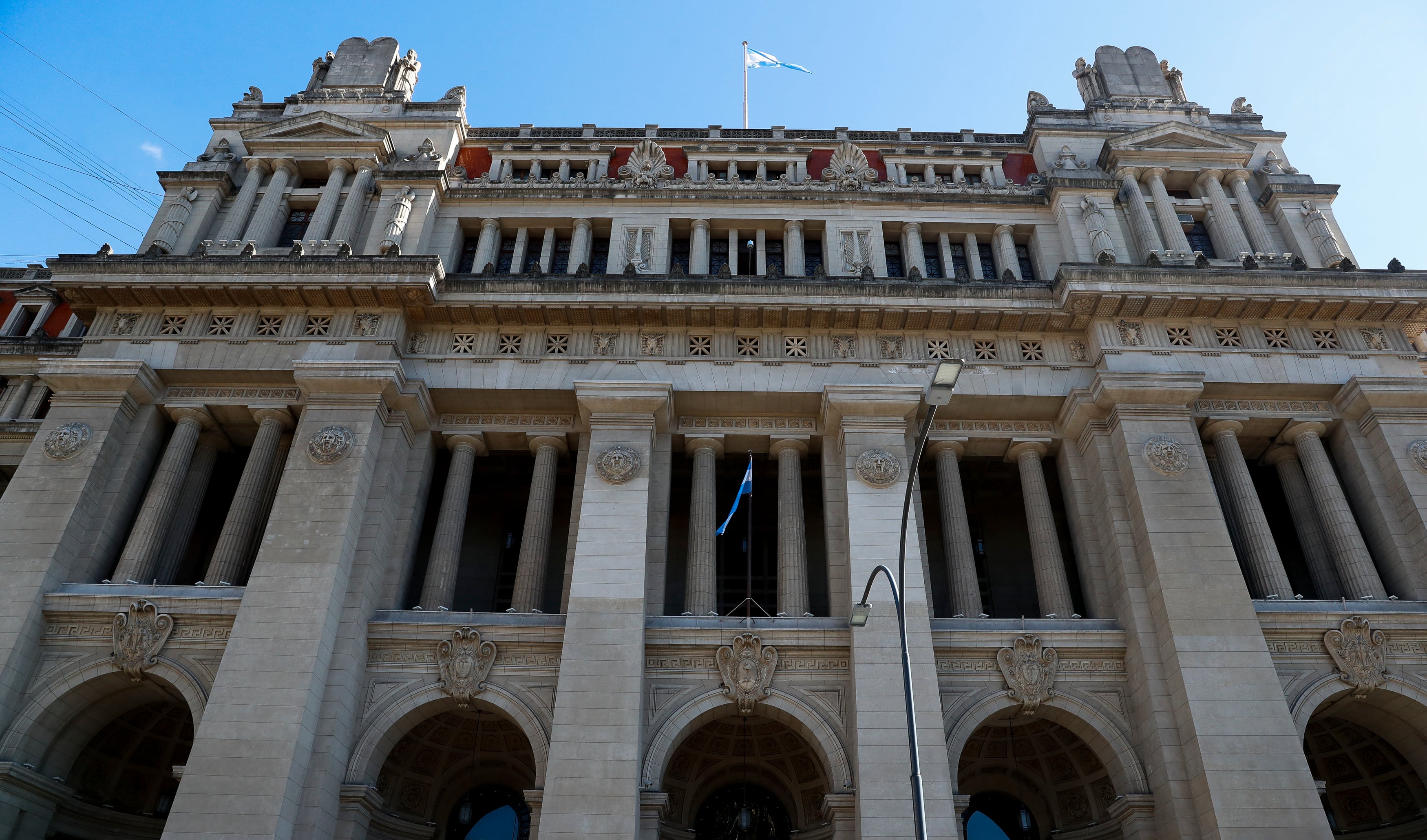 Exterior de la Corte Suprema en Buenos Aires (EFE/David Fernández) 