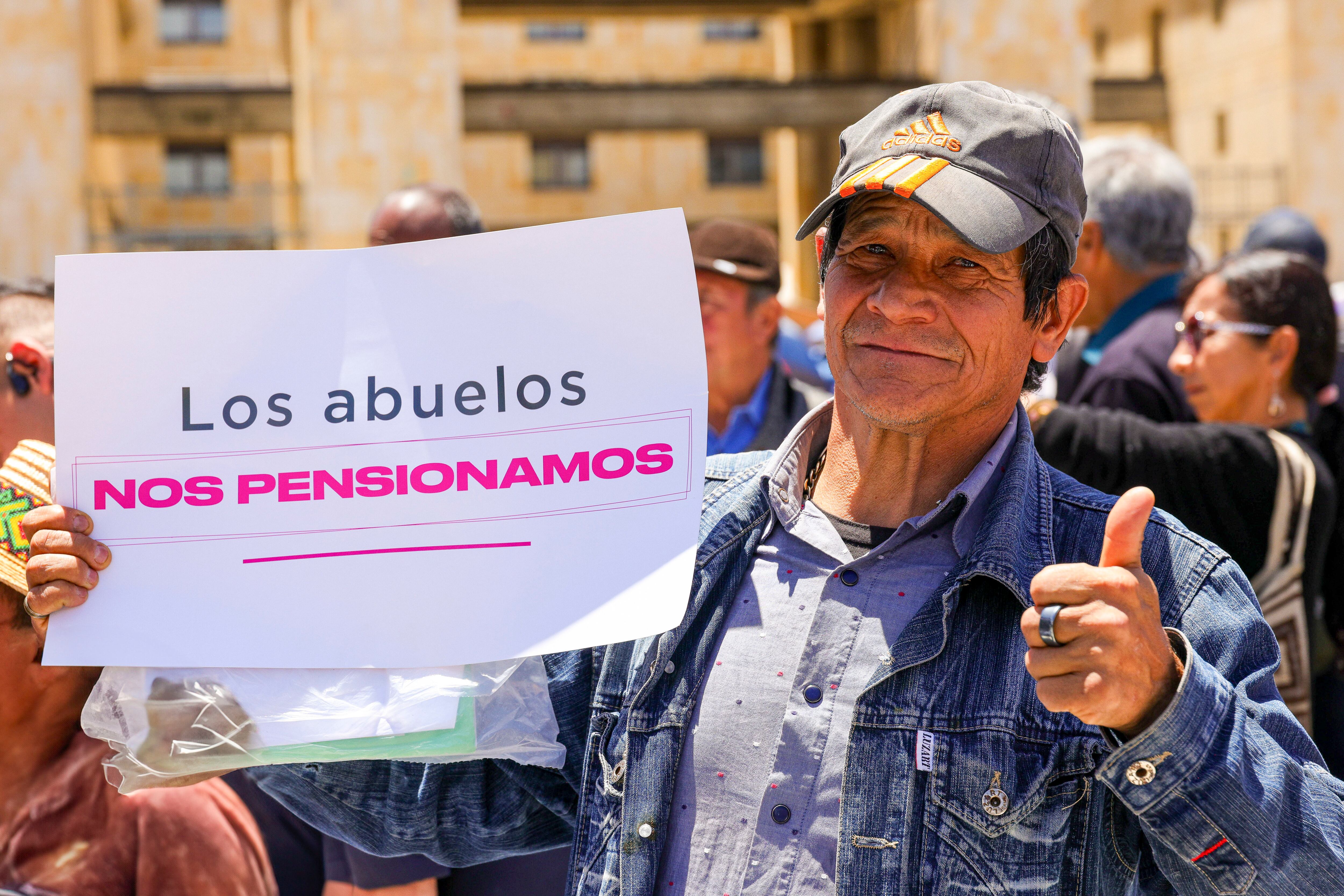 El 16 de julio, Gustavo Petro sancionó la reforma pensional en la plaza de Bolívar, pero la asistencia fue baja - crédito Juan Diego Cano / Presidencia