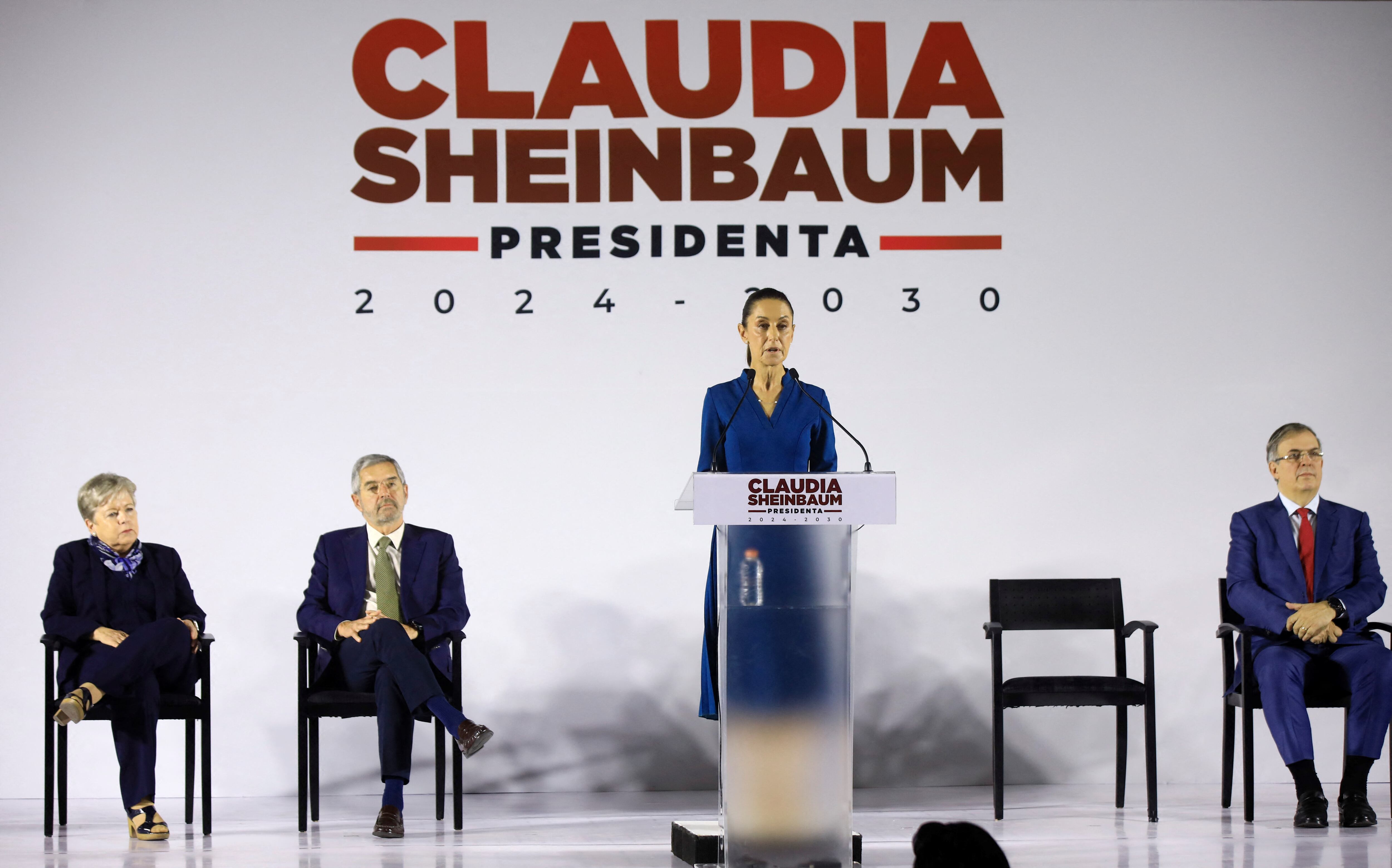 Claudia Sheinbaum presentó a los primeros integrantes de su gabinete. (Foto: Reuters)