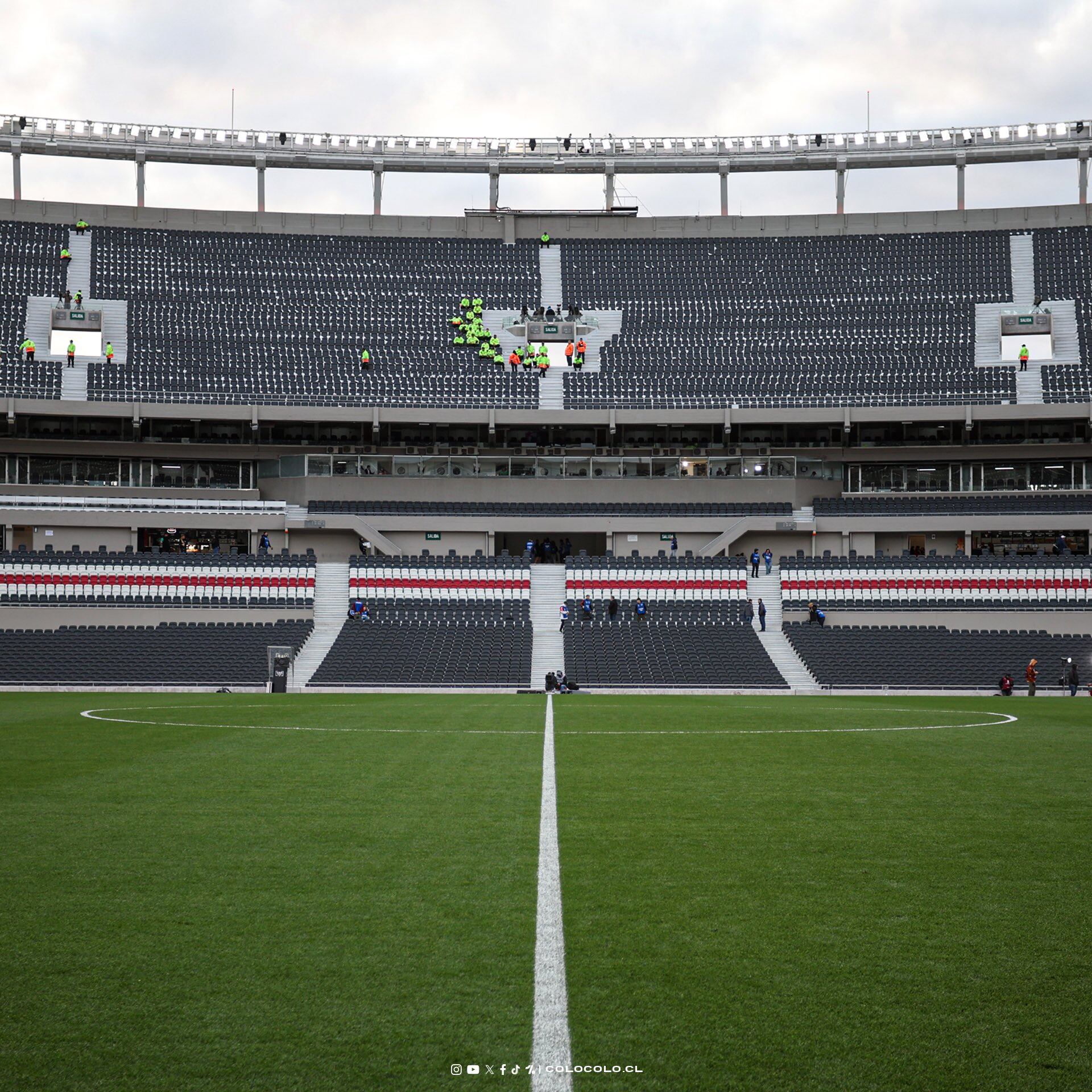 Se abrieron las puertas del estadio Monumental (@ColoColo)