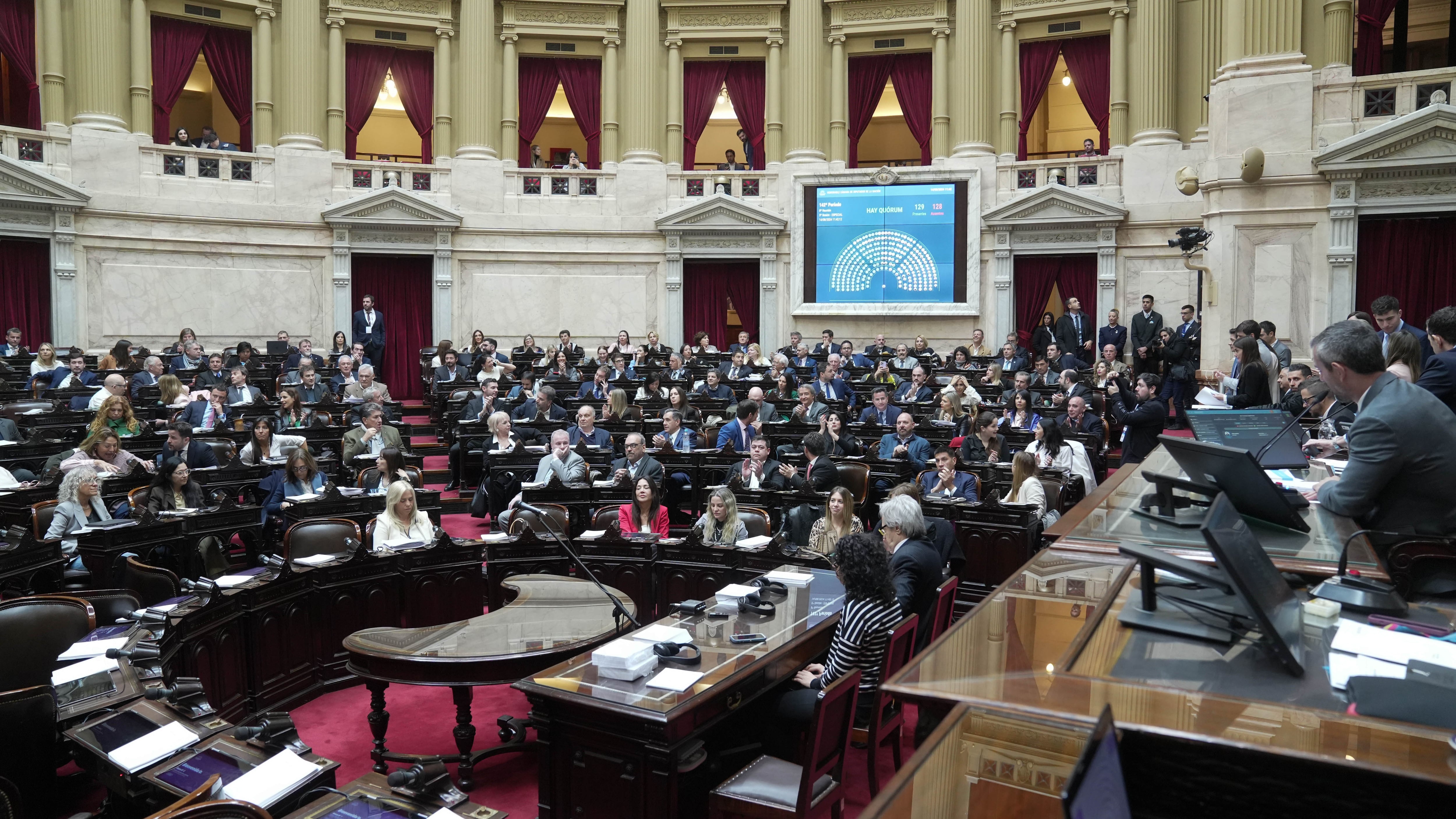 DIPUTADOS ALCANZÓ QUORUM PARA APROBAR LA CREACIÓN DEL REGISTRO NACIONAL DE DATOS GENÉTICOS Y LA ESENCIALIDAD DEL SERVICIO EDUCATIVO