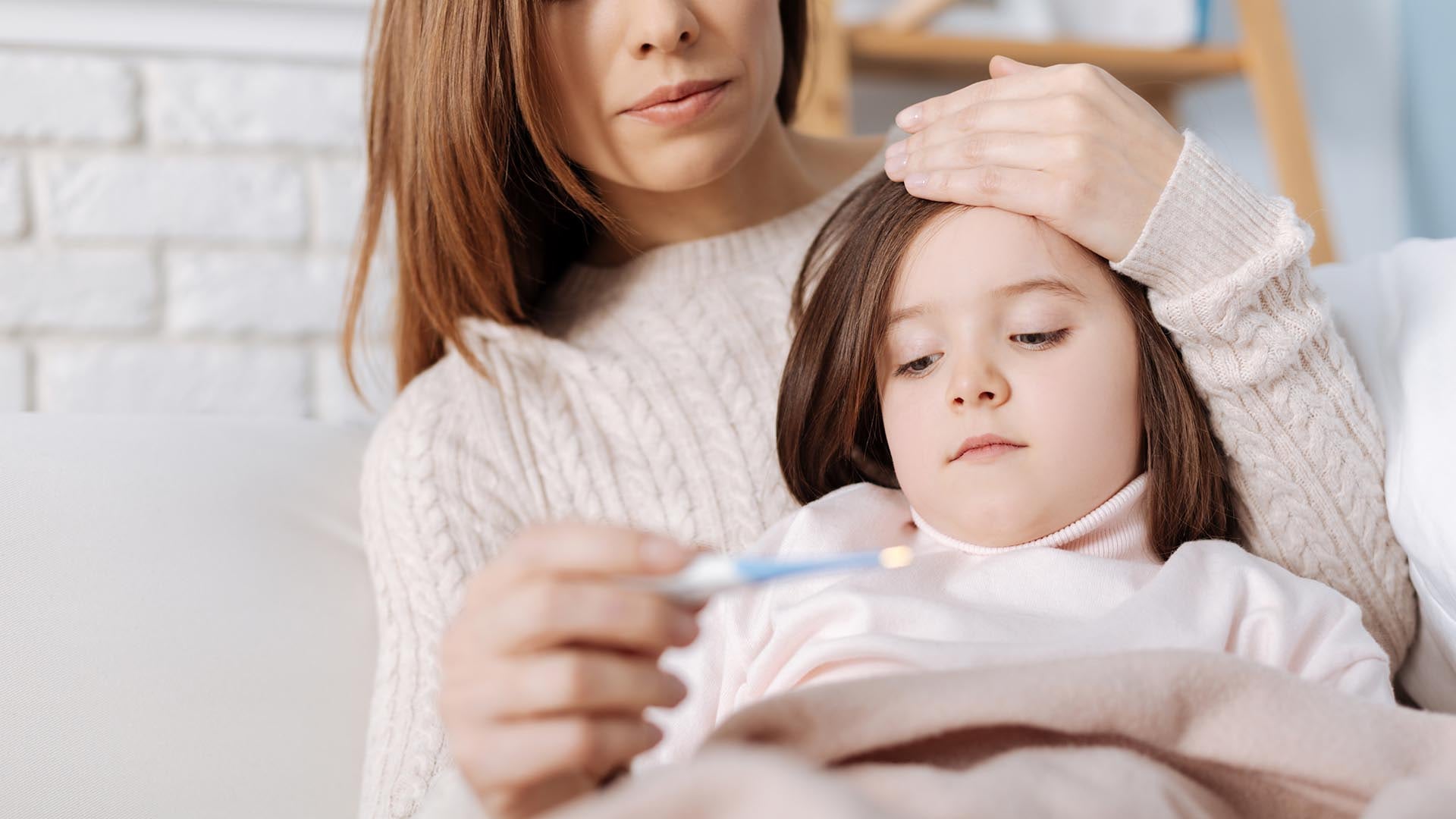 Los niños tienden a tener de 10 a 12 resfriados al año (iStock)