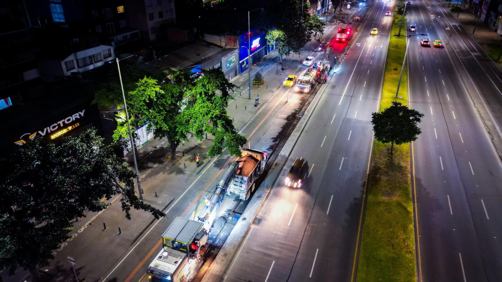 El IDU interviene la Avenida Boyacá con la finalidad de mejorar la malla vial para agilizar la movilidad por el importante corredor vial - crédito @idubogota/X