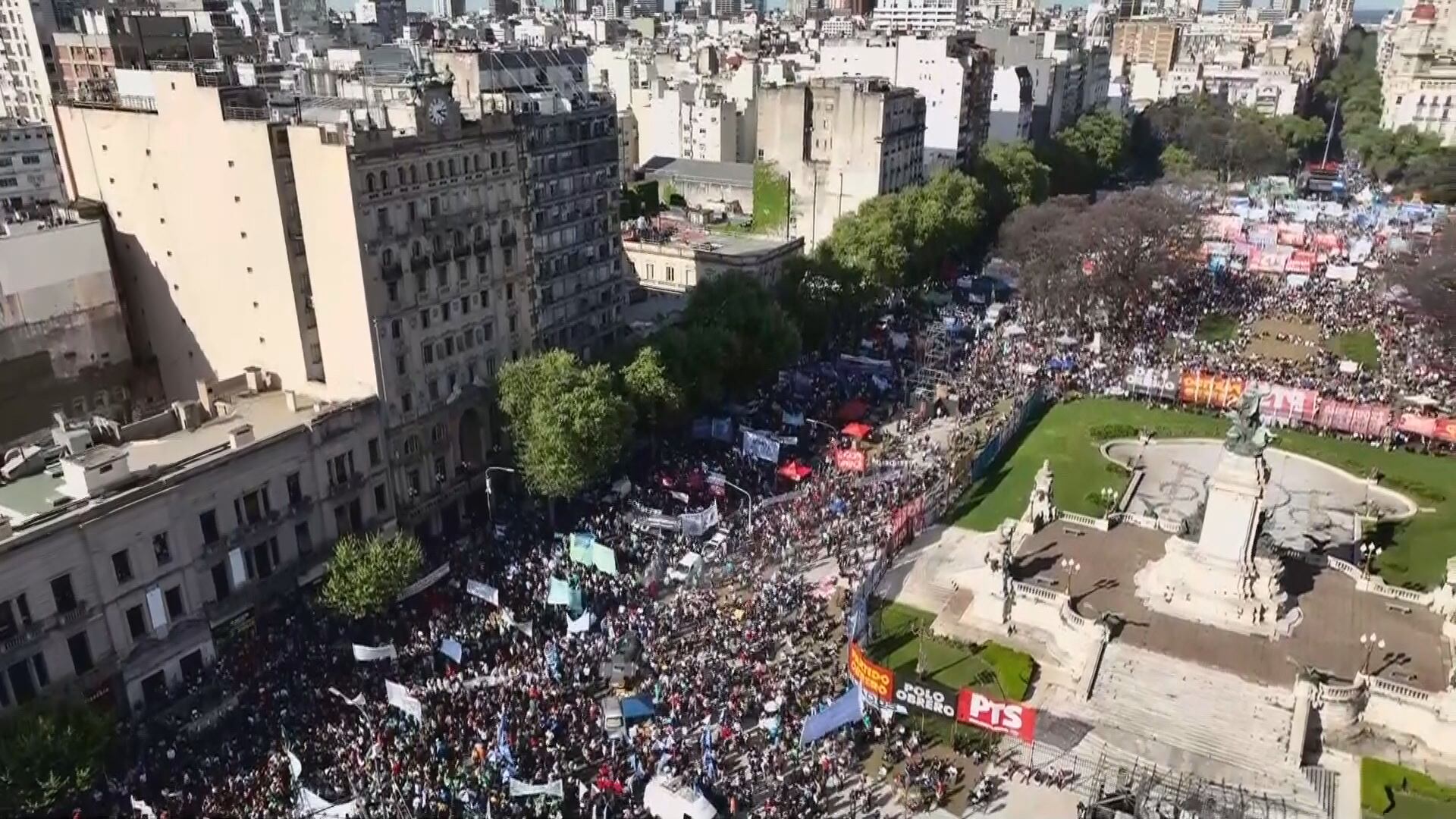 Marcha universitaria - Drone