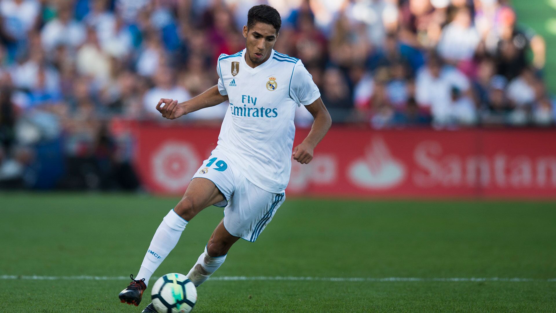 Achraf Hakimi como jugador del Real Madrid