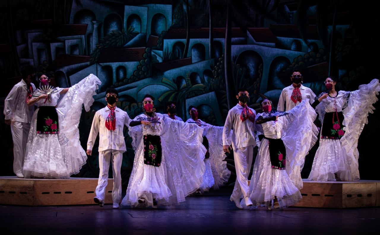 Este fin de semana será posible ver la representación dancística de las culturas tradicionales de México bajo la dirección general de Salvador López y la dirección artística de Viviana Basanta Hernández. (ANDREA MURCIA /CUARTOSCURO.COM)