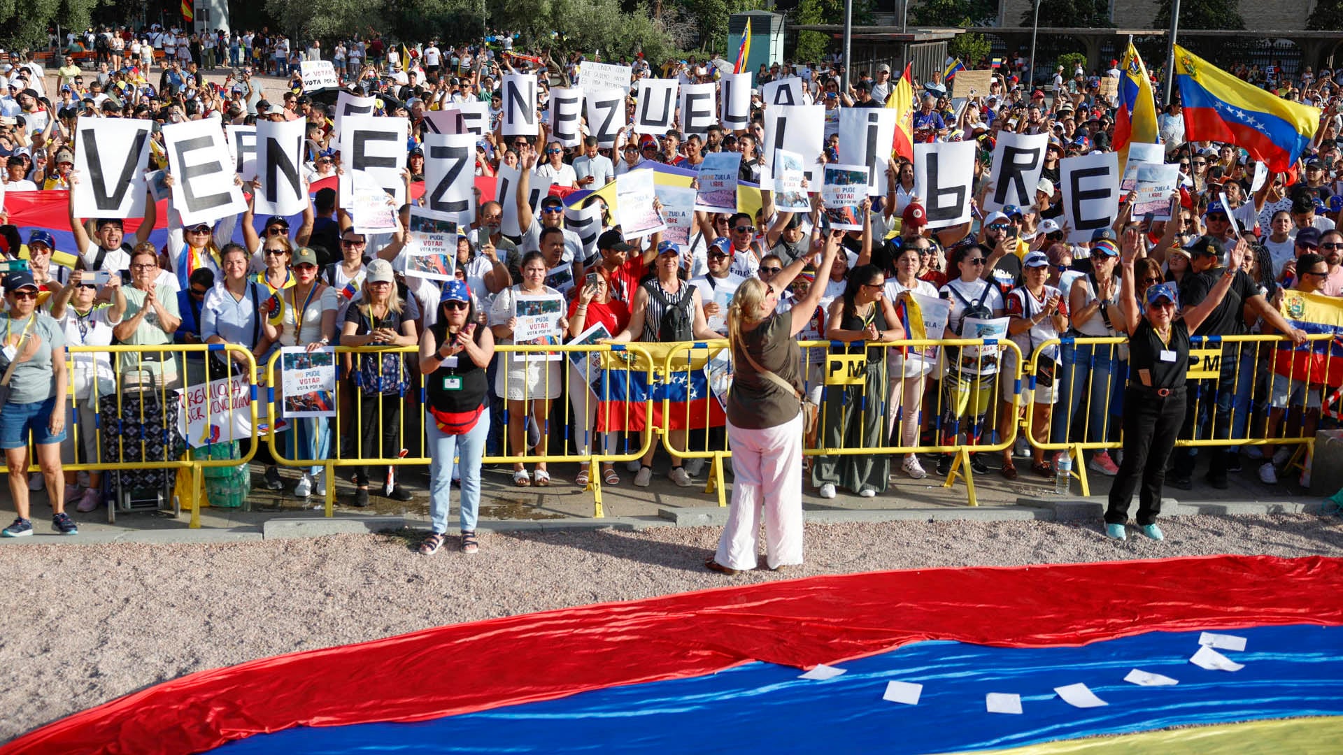 Elecciones presidenciales en Venezuela - Concentracion Madrid y Colombia