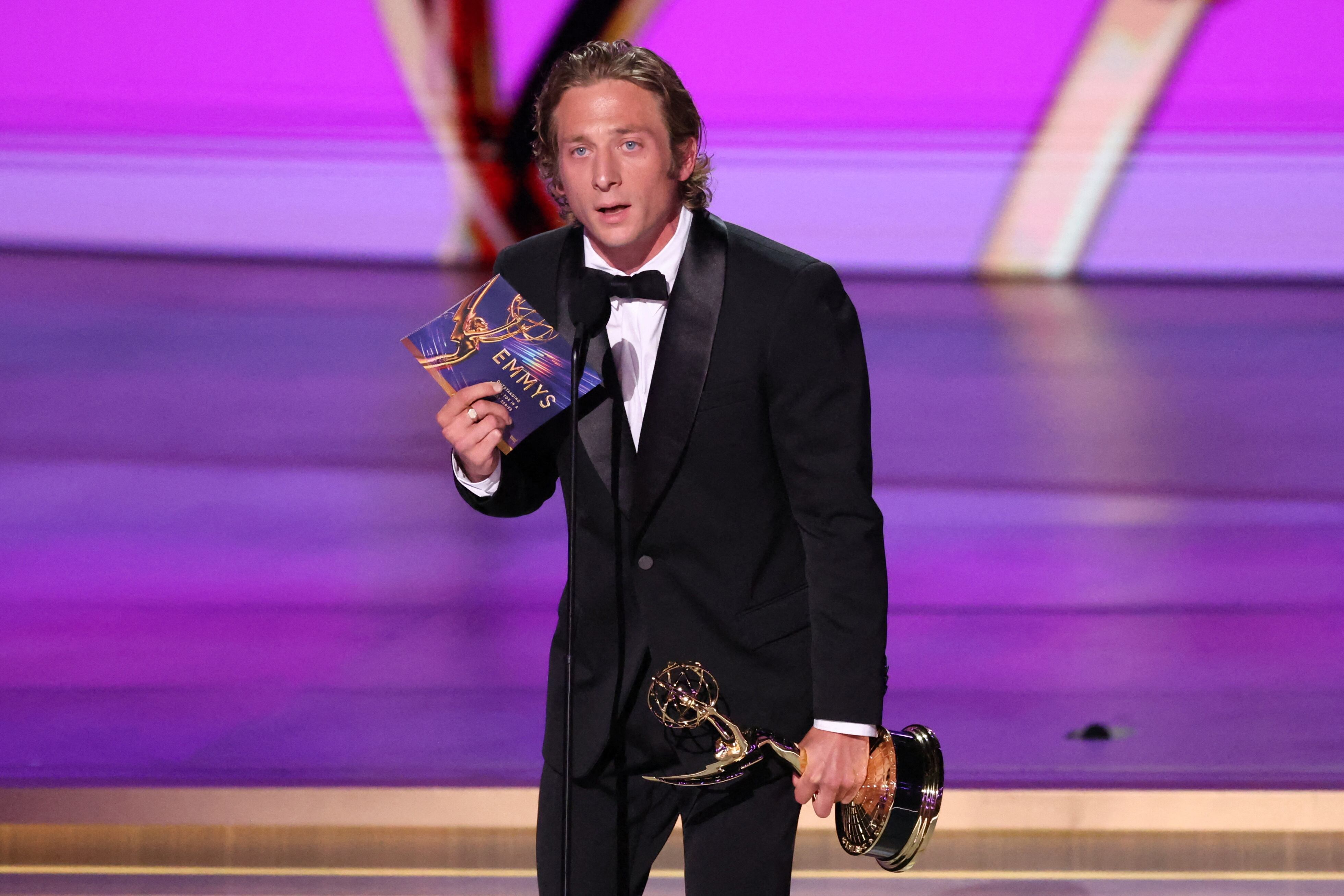 Jeremy Allen White accepts the Best Lead Actor in a Comedy Series award for his work in "The Bear" at the 76th Primetime Emmy Awards in Los Angeles, California, U.S., September 15, 2024. REUTERS/Mario Anzuoni