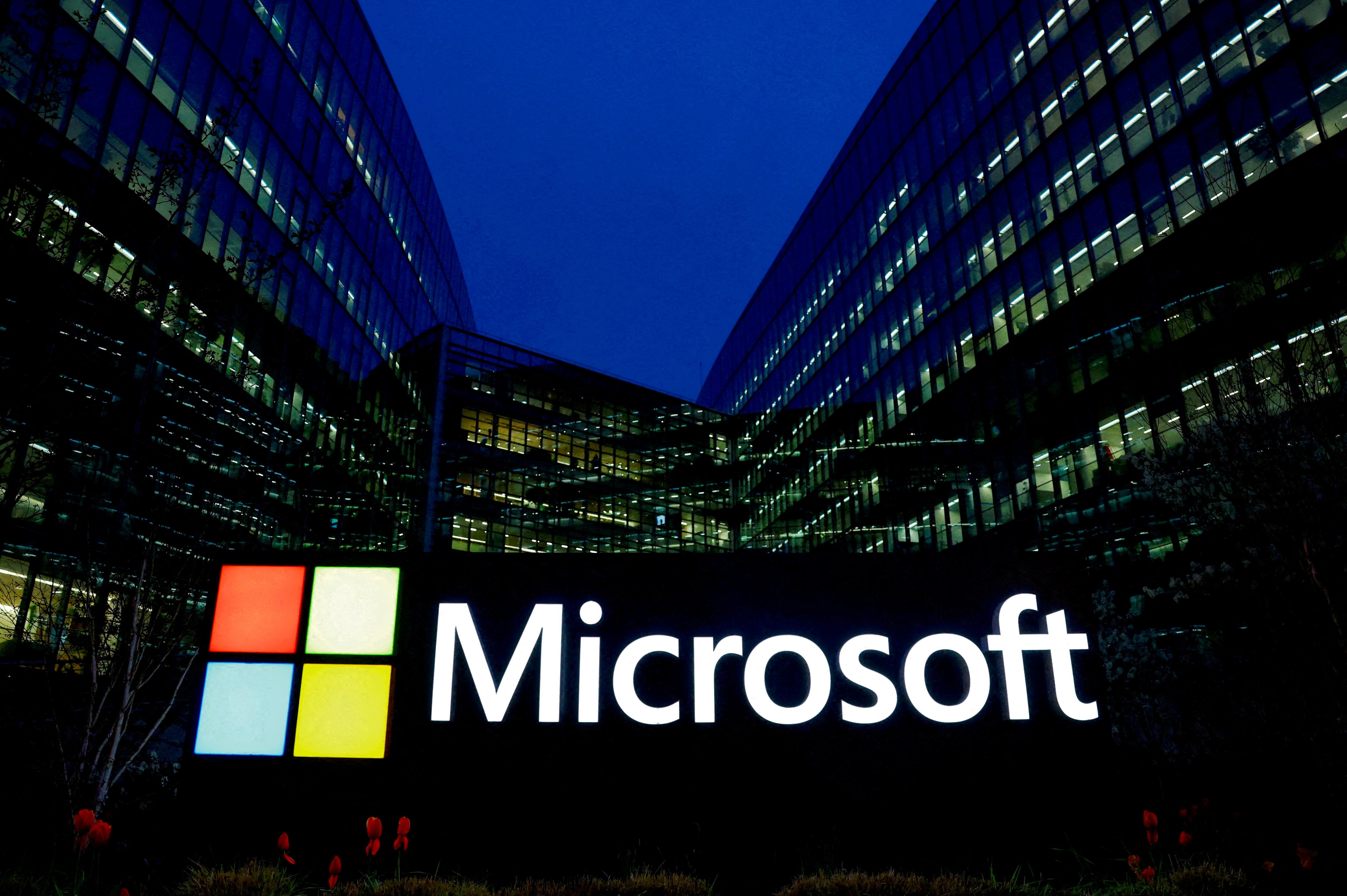 Los usuarios de Microsoft se vieron afectados por la falla de actualización de CrowdStrike. REUTERS/Gonzalo Fuentes/File Photo