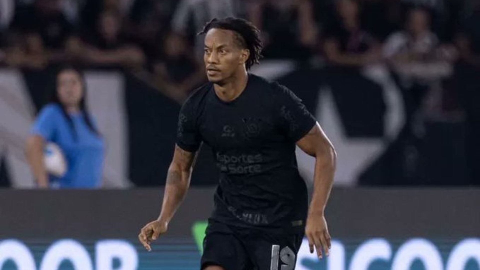 André Carrillo cuenta con un vínculo de una temporada con Corinthians. - Crédito: Difusión