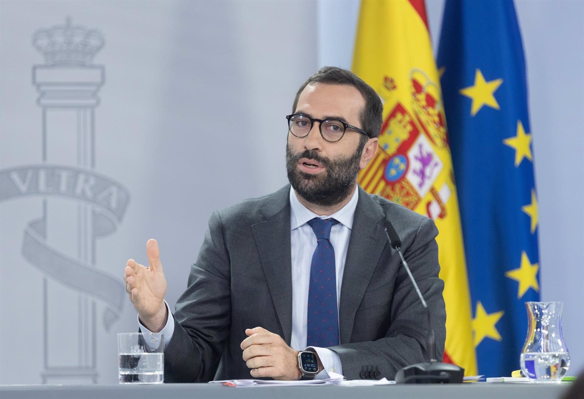 El Gobierno mejora sus previsiones y fija un avance del PIB por encima del 2% durante los dos próximos años