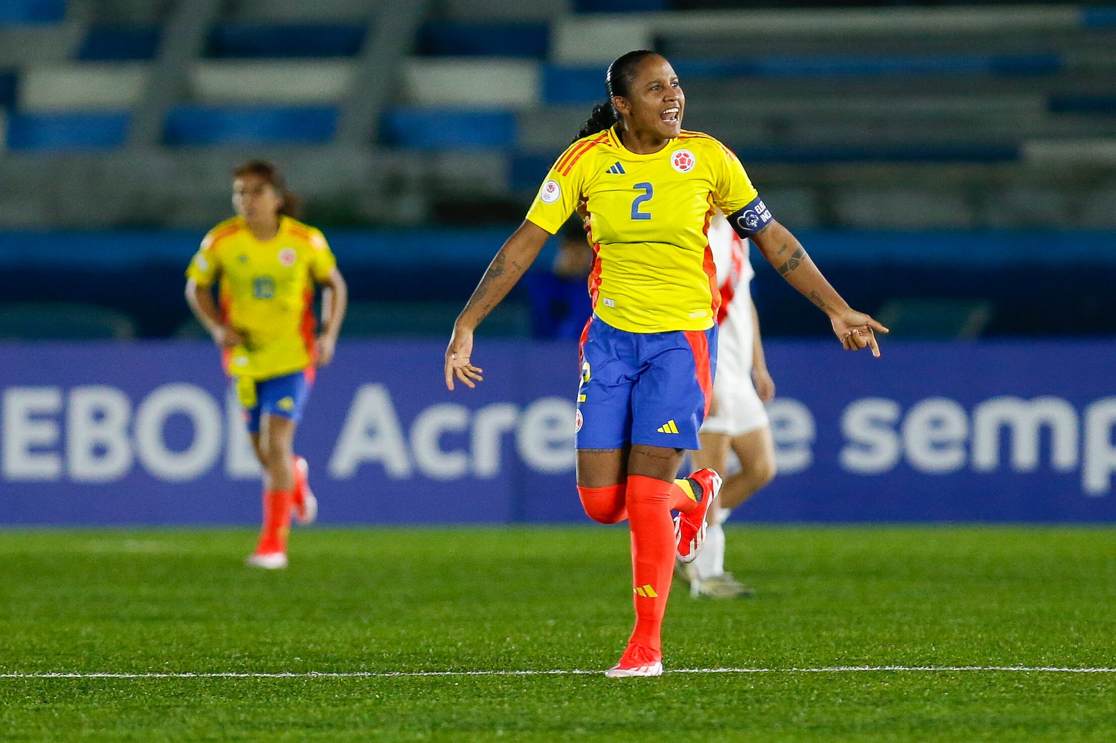 La capitana de la selección Colombia Femenina sub-20, jugadora de Atlético Nacional, le dio la victoria ante Perú - crédito Conmebol