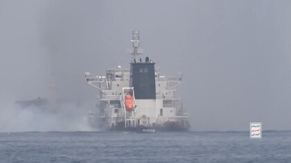Un barco mercante fue atacado en el Mar Rojo en un nuevo asalto marítimo atribuido a los hutíes de Yemen