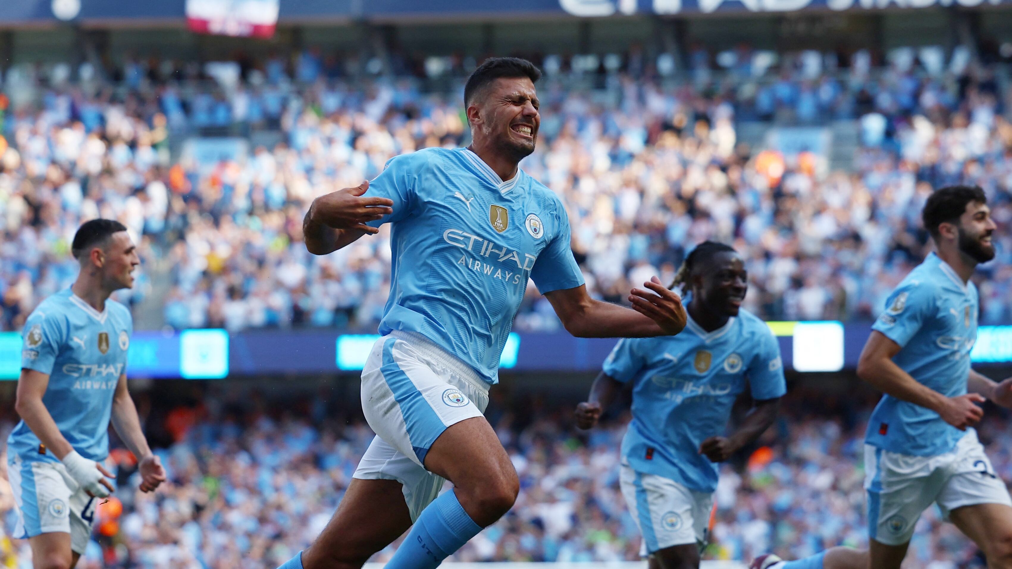 Revolución en el fútbol: una figura del Manchester City afirmó que los jugadores  están “cerca” de hacer una huelga - AIRE DE RADIO