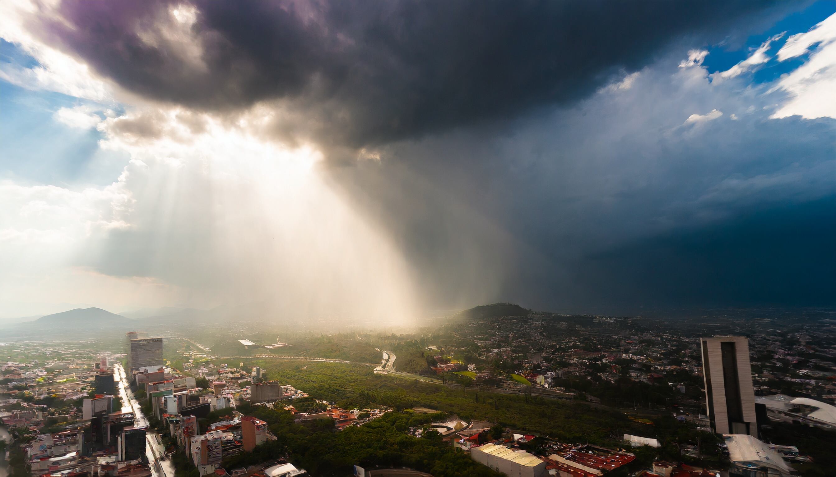 Esta imagen muestra lluvia intensa y viento furioso en México, un recordatorio de la poderosa y a veces devastadora fuerza de la naturaleza. - (Imagen ilustrativa Infobae)