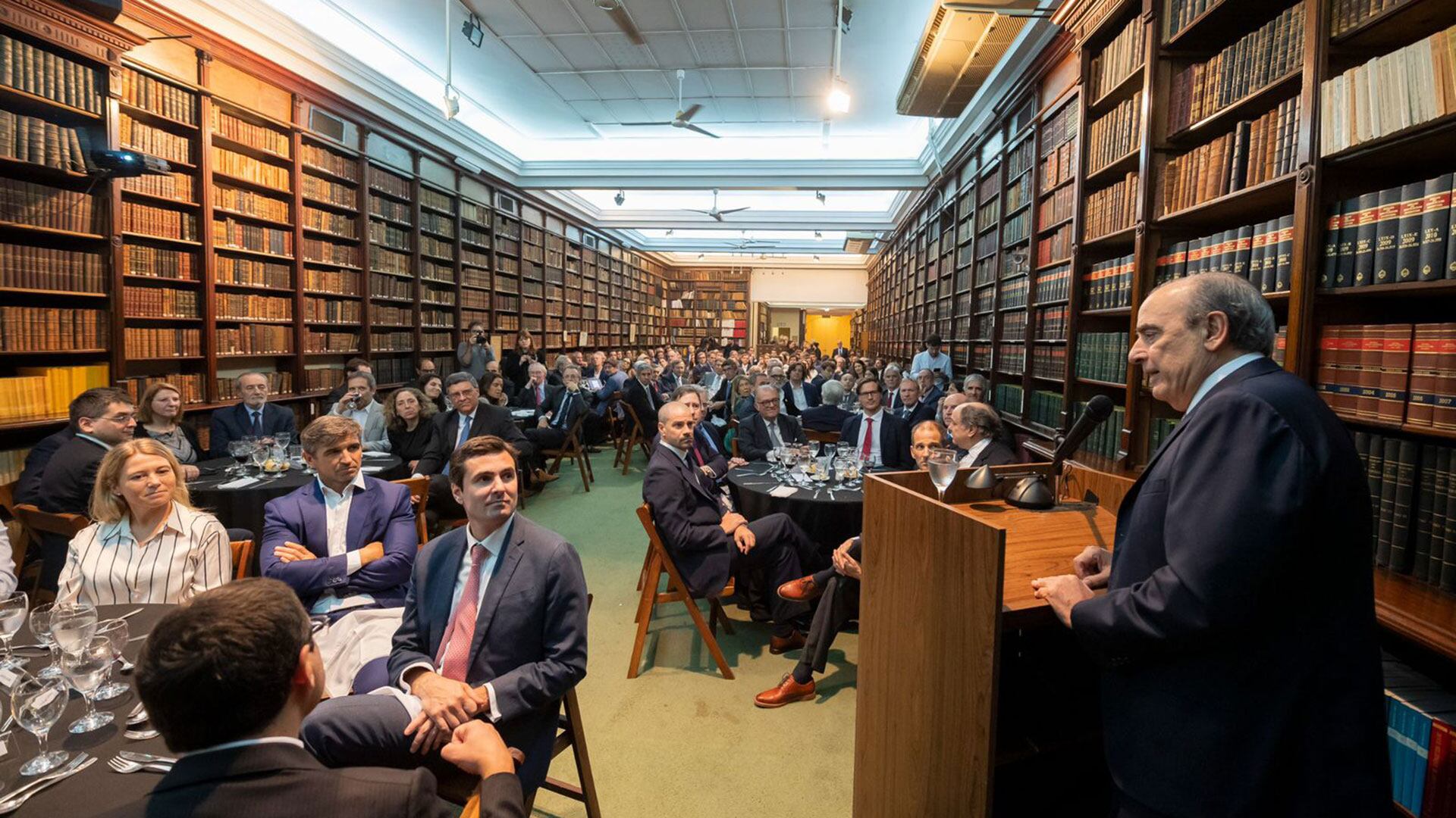 Guillermo Francos en el Colegio Público de Abogados