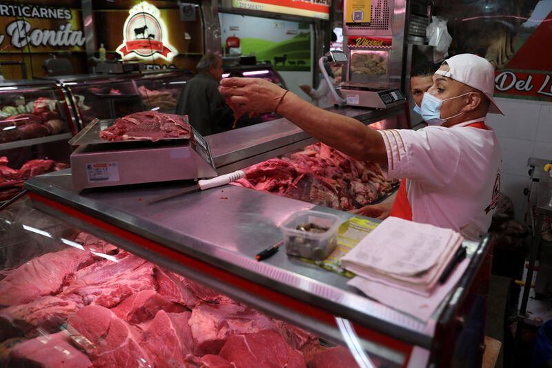 Las carnes, entre los productos con pocas variaciones en los precios de los alimentos a la apertura de septiembre 2024 - crédito Luisa González/Reuters