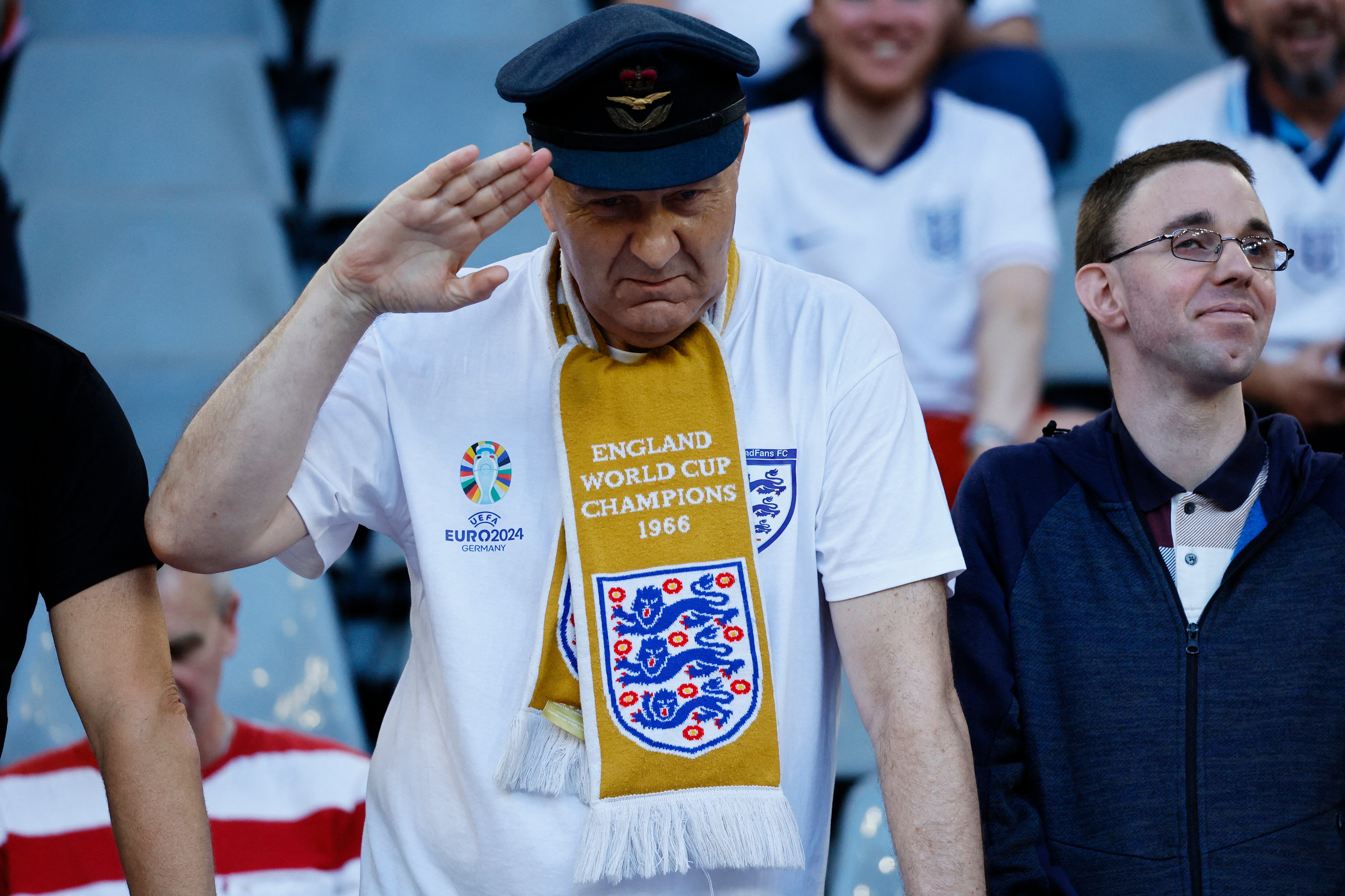 Los fanáticos ingleses en Dortmund (REUTERS/Wolfgang Rattay)