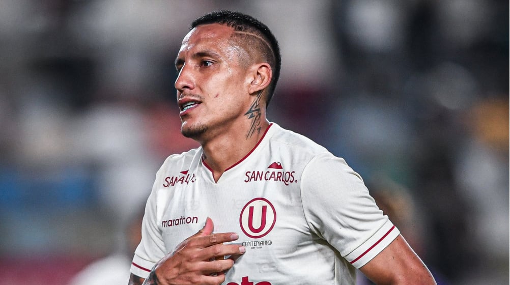 Alex Valera, autor de 50 goles con la camiseta de Universitario de Deportes.