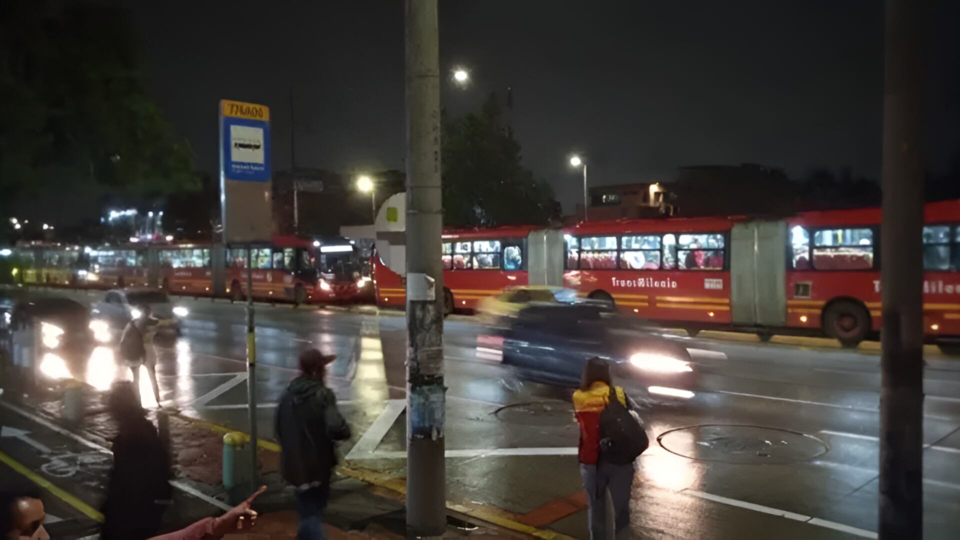 Buscan a conductor que atropelló a motociclista en sur de Bogotá: hizo un giro prohibido ya tropello a ciclista - crédito Fudrasec